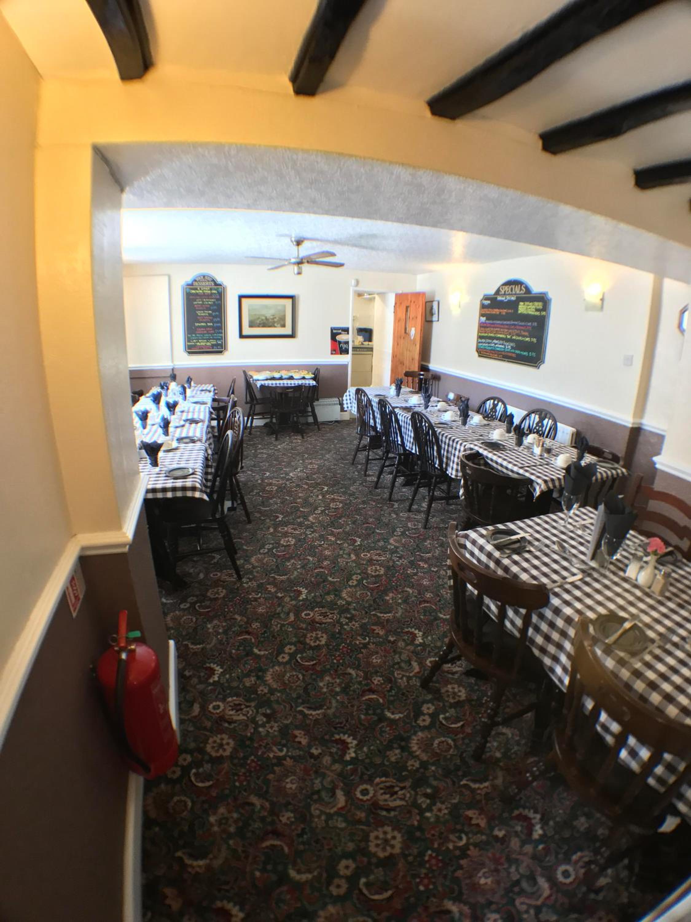 The Fox & Hounds Inn