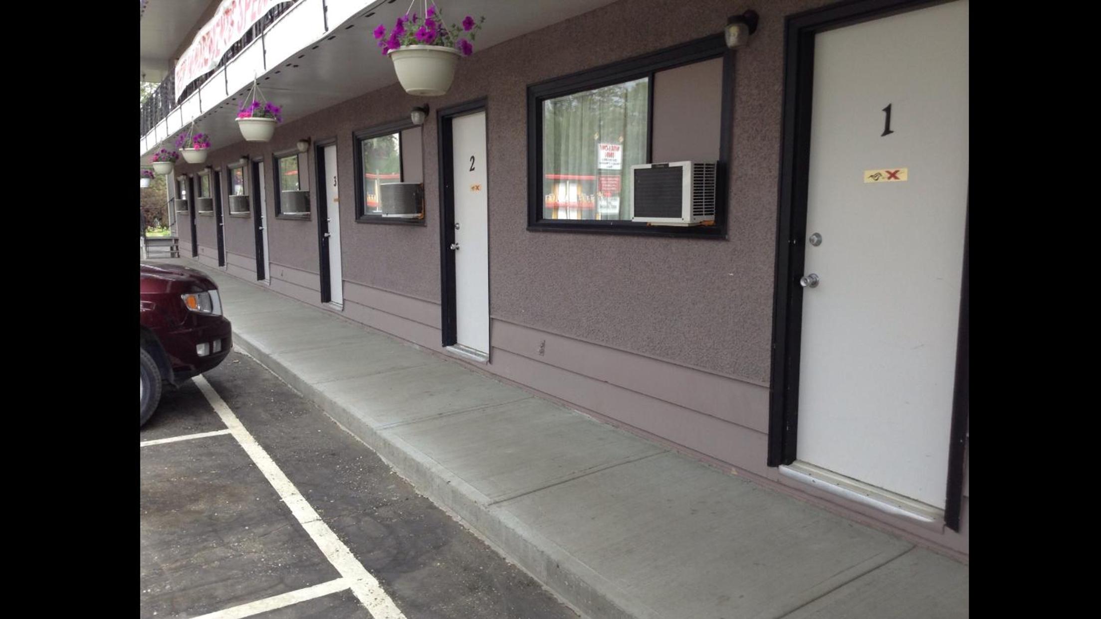 Gold Pan Motel