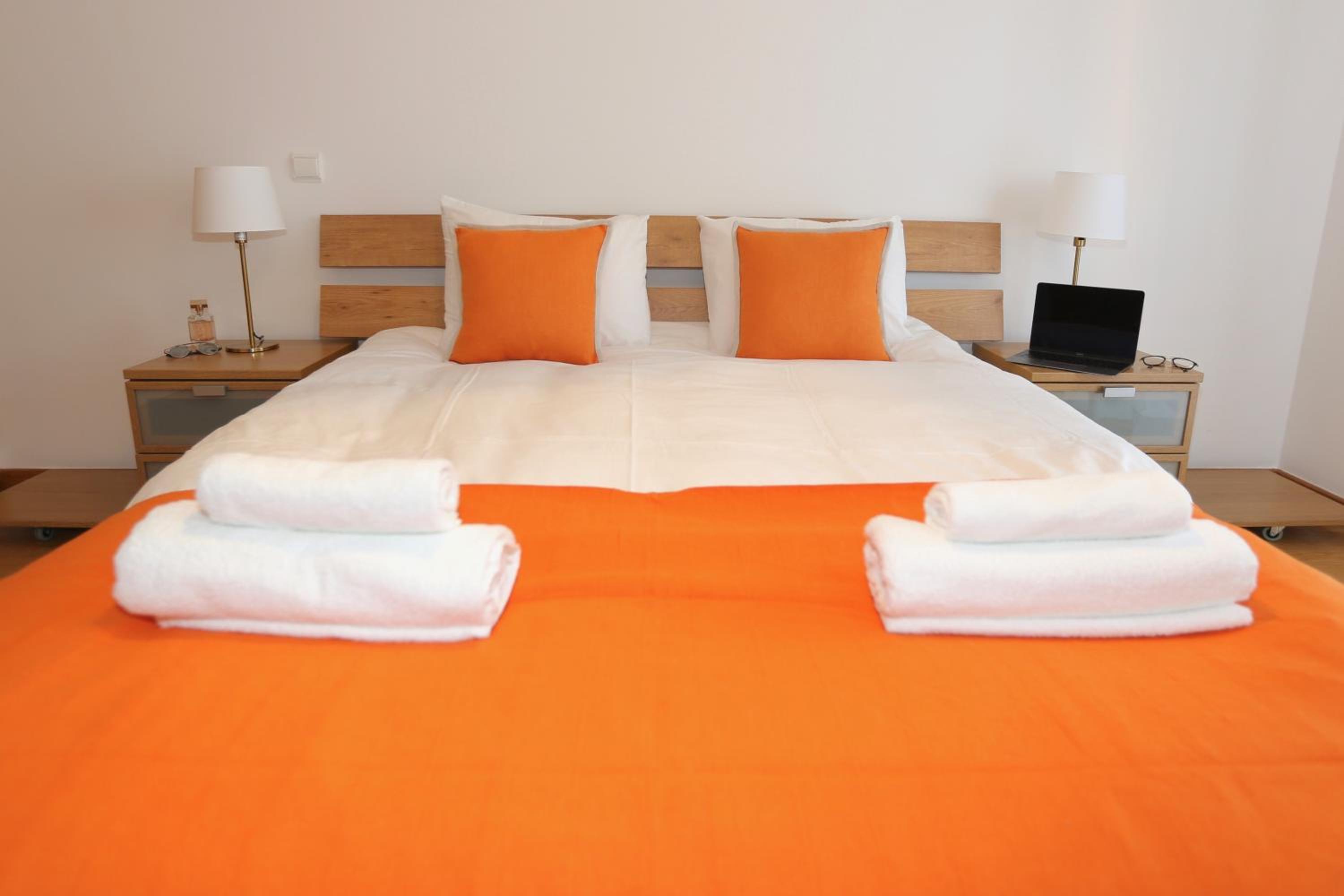 Da Ponte Flats - Armacao De Pera Orange Apt view 4