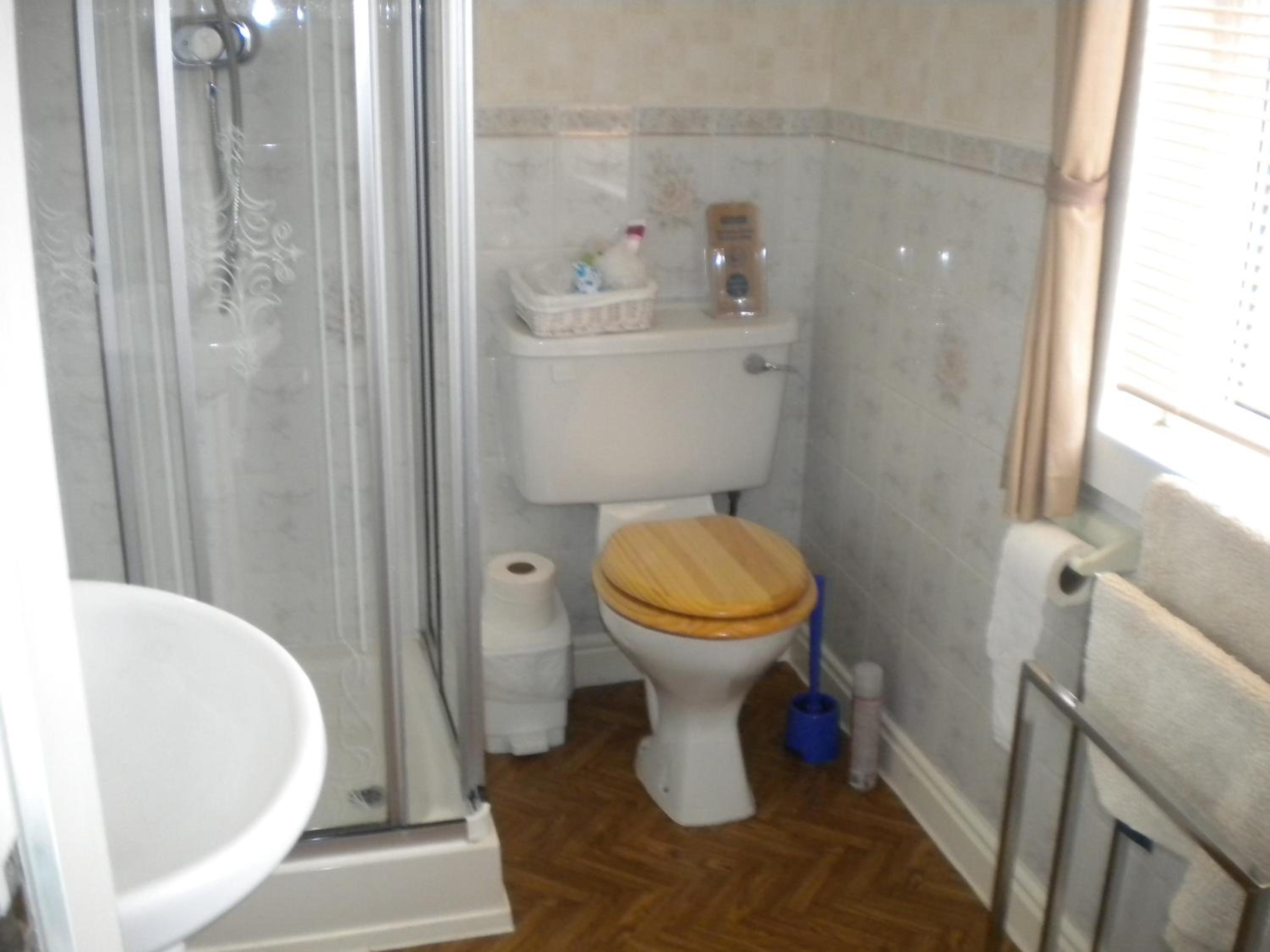 Glenavon Guest House