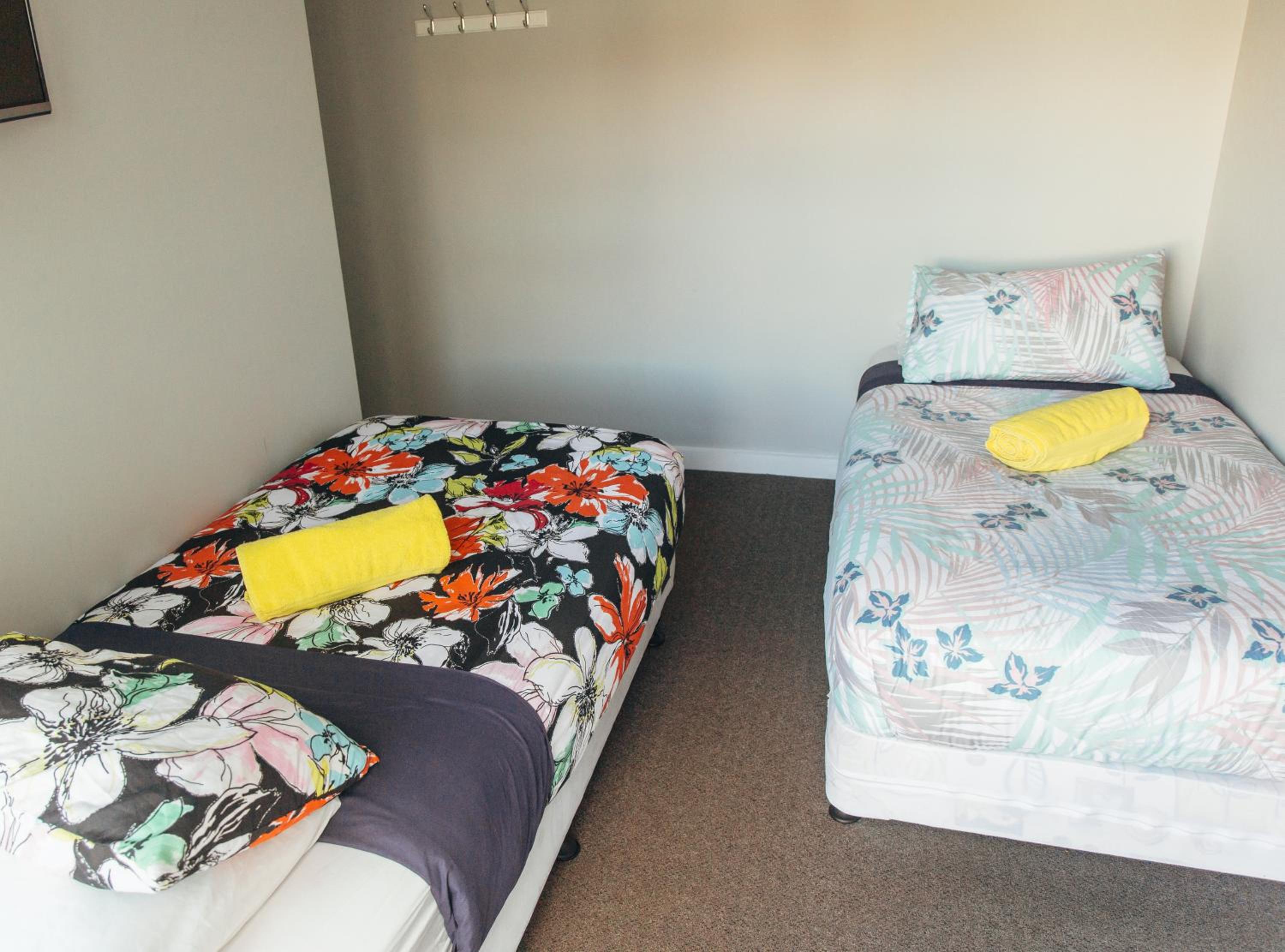 Finlay Jack's Backpackers