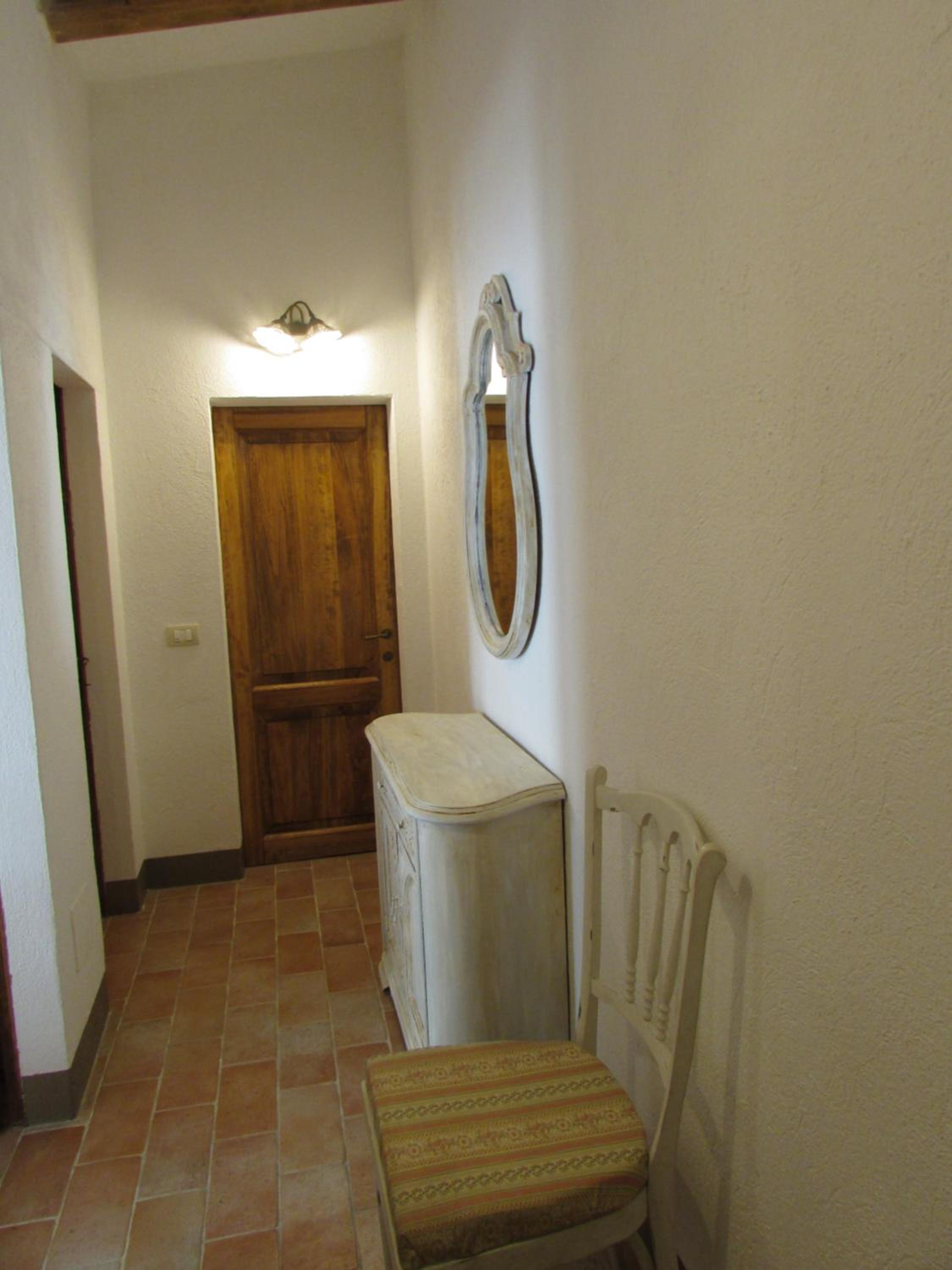 Photo 70
