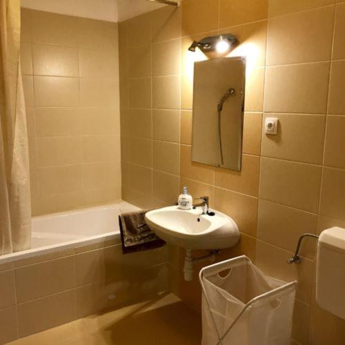 BarAnd Apartman view 2