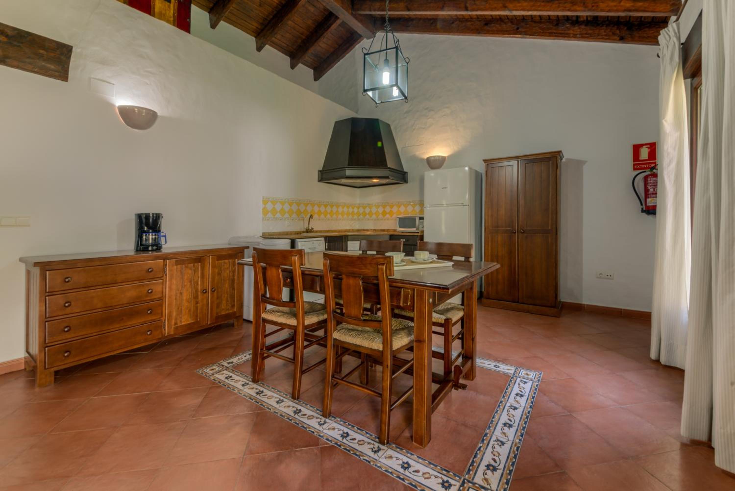 Hacienda Roche Viejo
