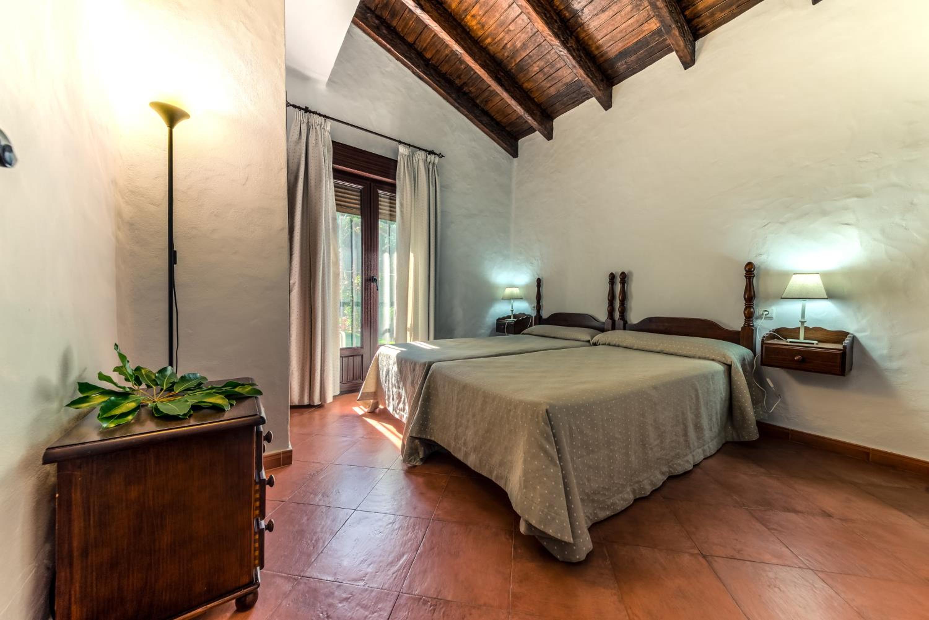 Hacienda Roche Viejo