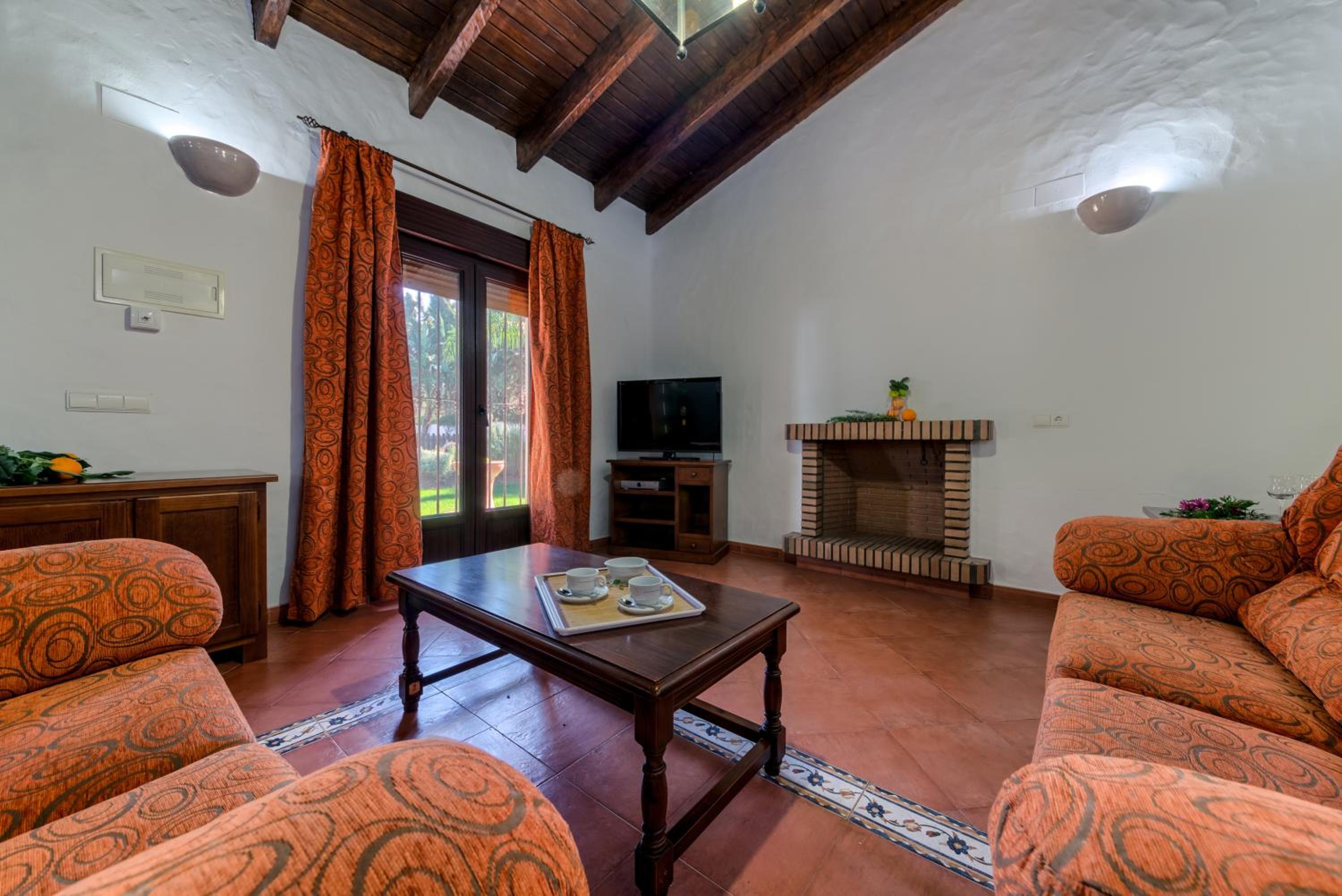 Hacienda Roche Viejo