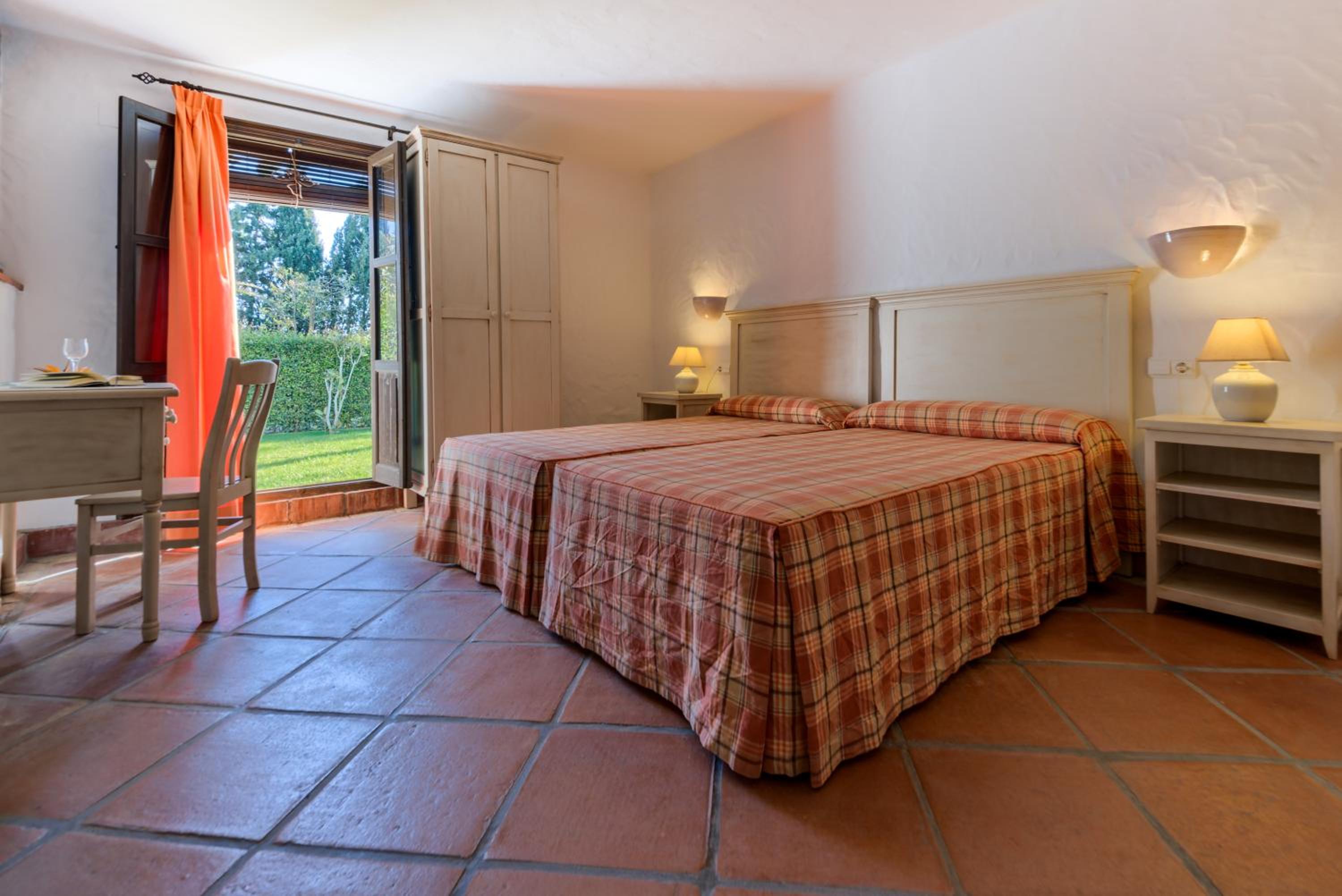 Hacienda Roche Viejo