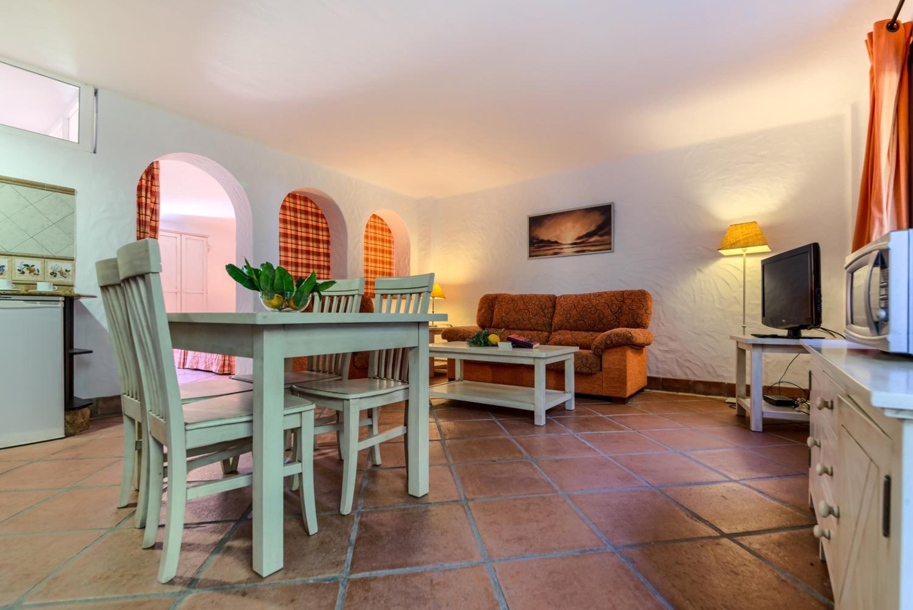Hacienda Roche Viejo