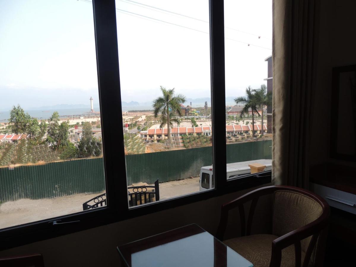 Thang Long Hotel