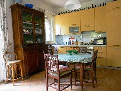 Villa Scimmia en Scauri — kitchen