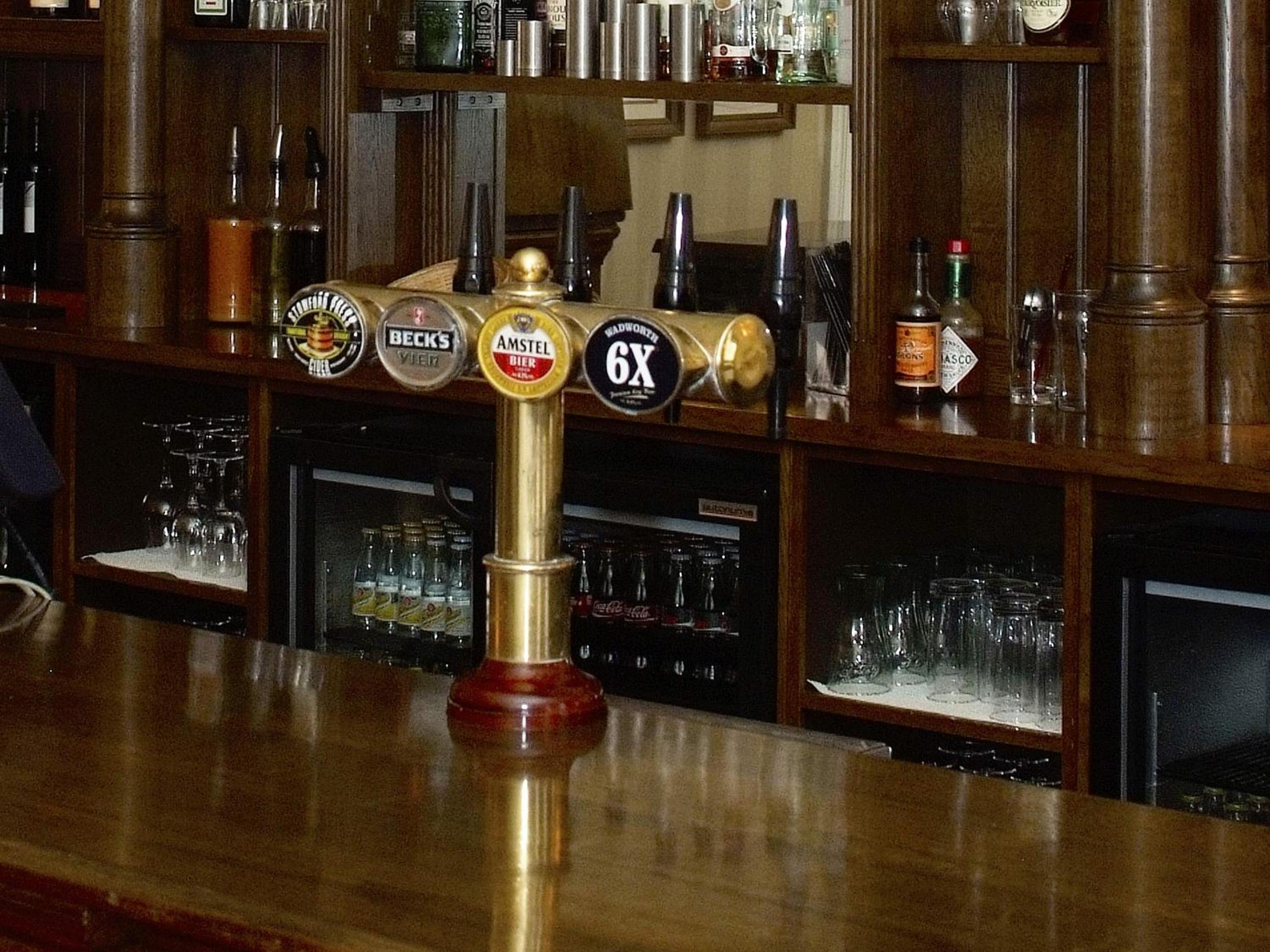 Devizes Vacations - The Bear Hotel - Property Image 12