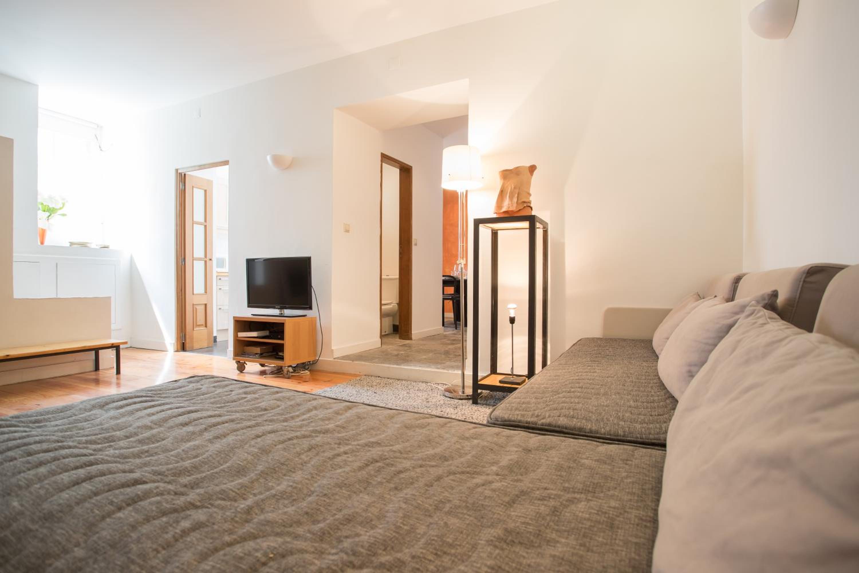 FLH Castelo Cozy Flat view 5