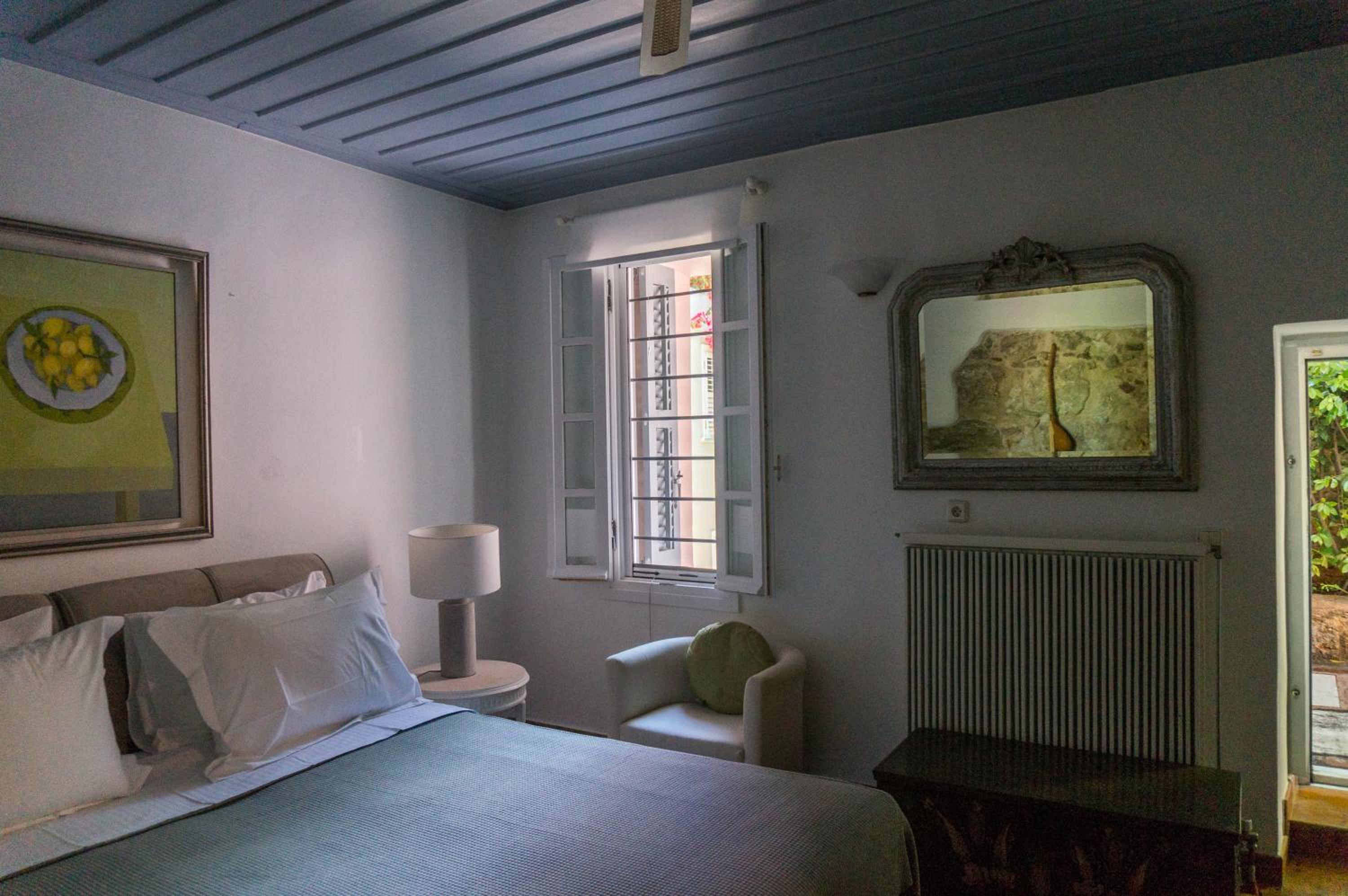 Acropolis Villa in Plaka