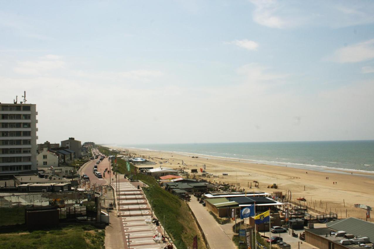 Studio at Sea view 3