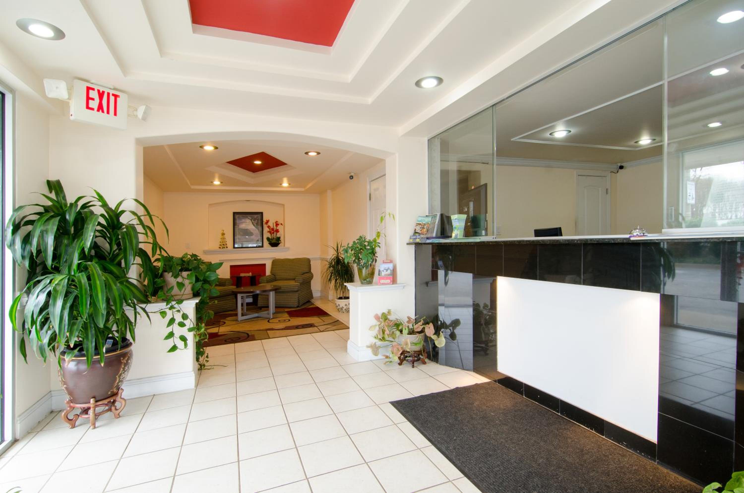 Key West Inn - Newport News - Property Image 1