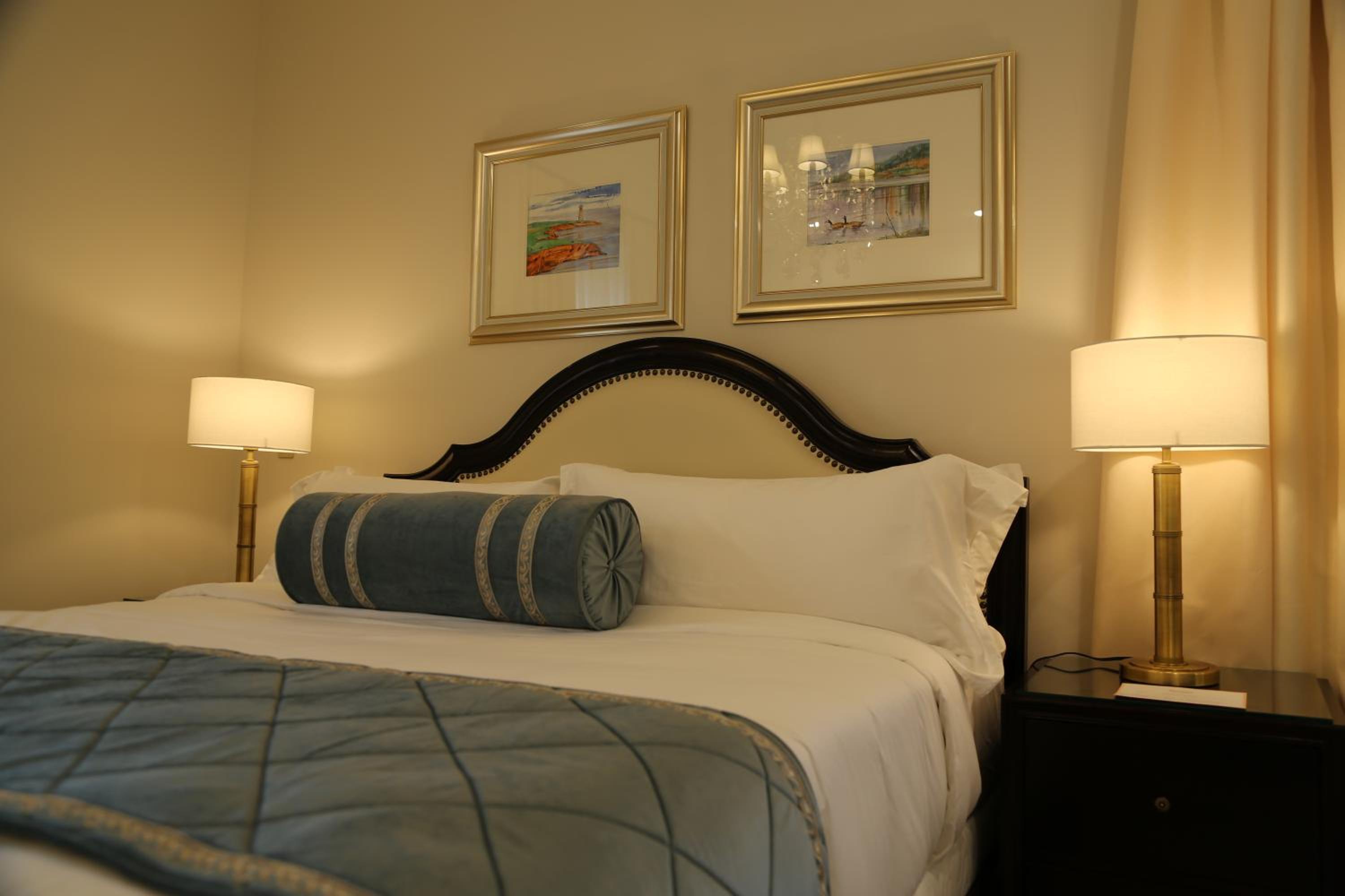 Sydney Boutique Inn & Suites