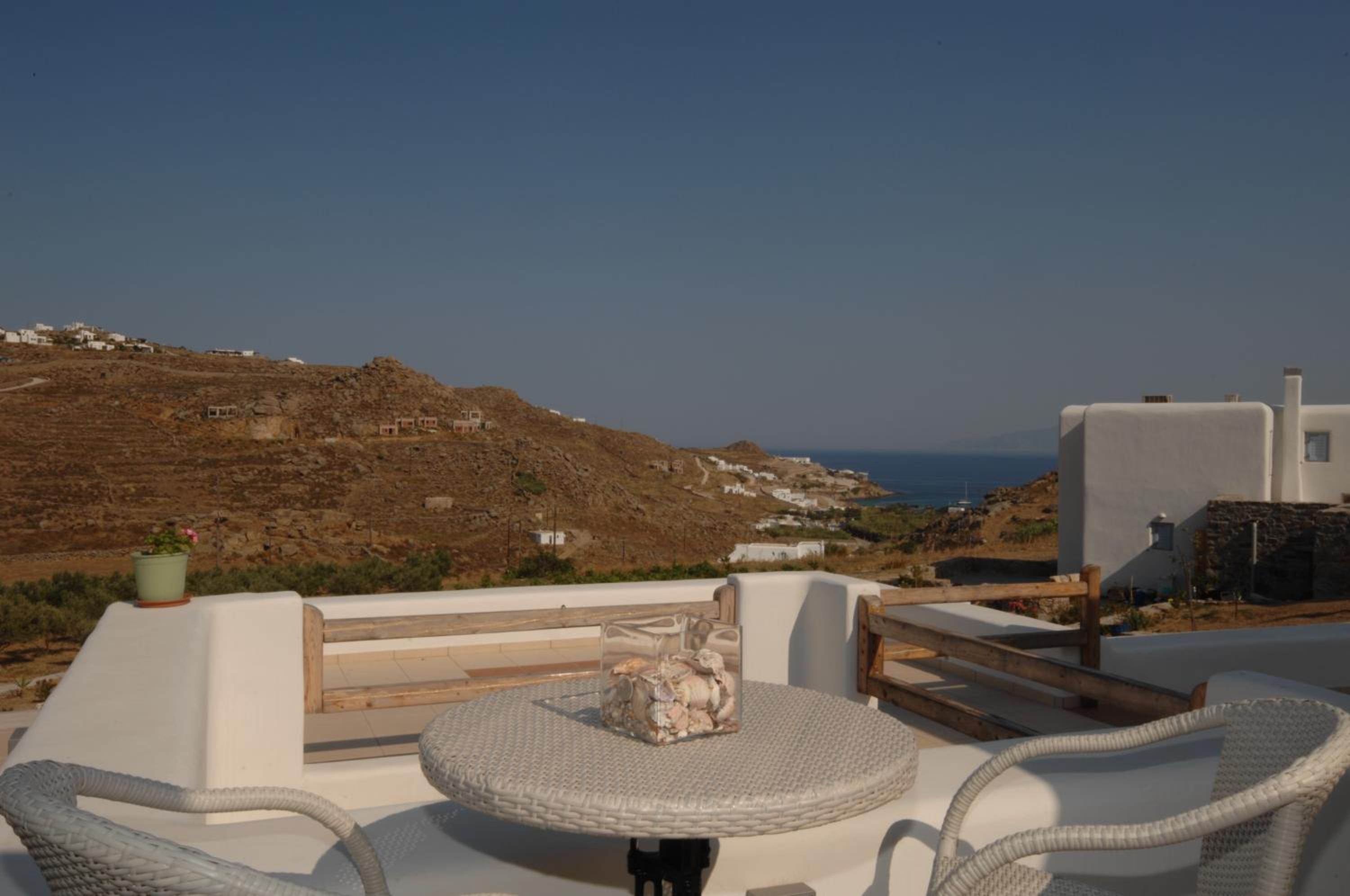 Lino Apartments