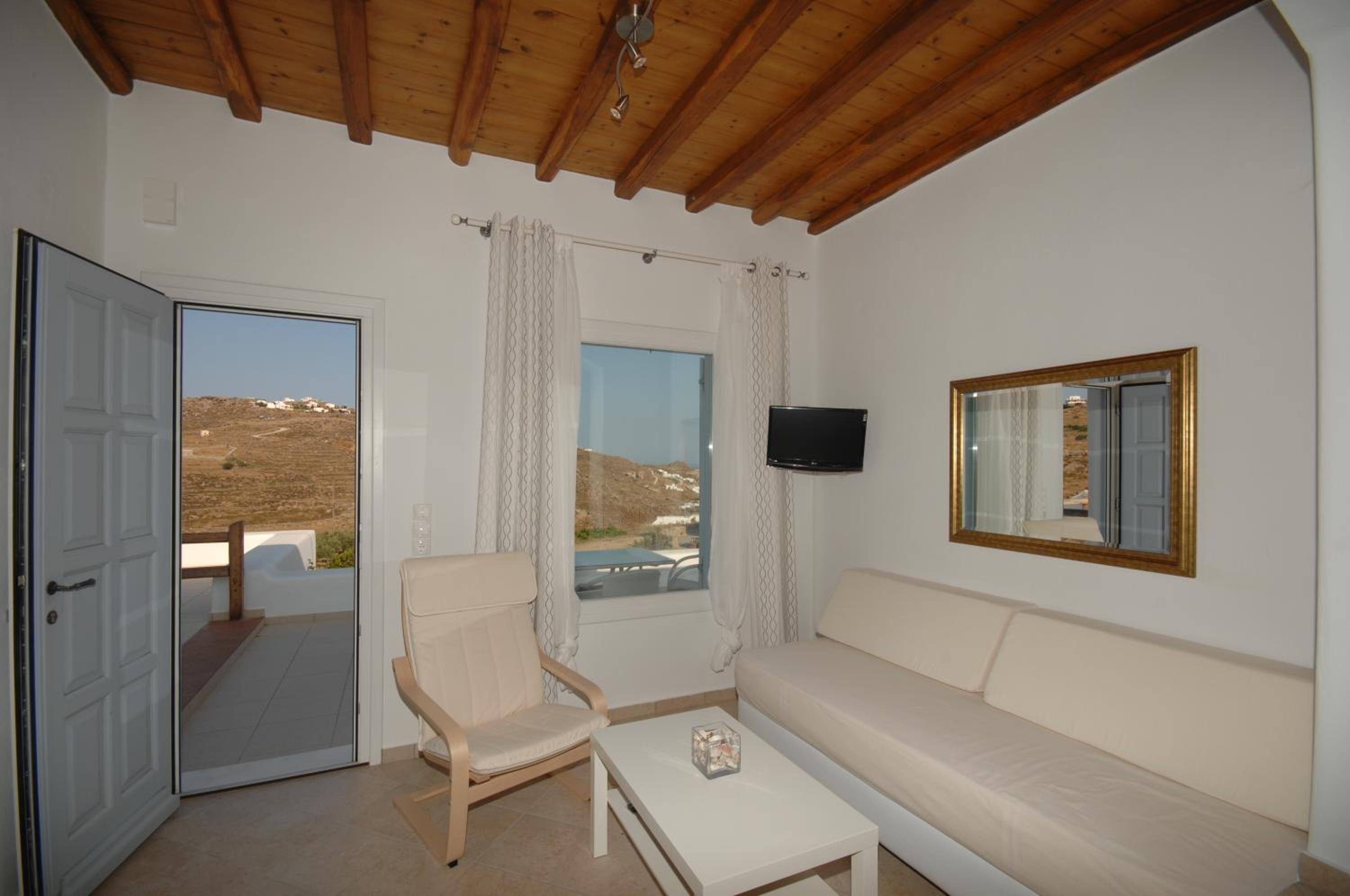 Lino Apartments