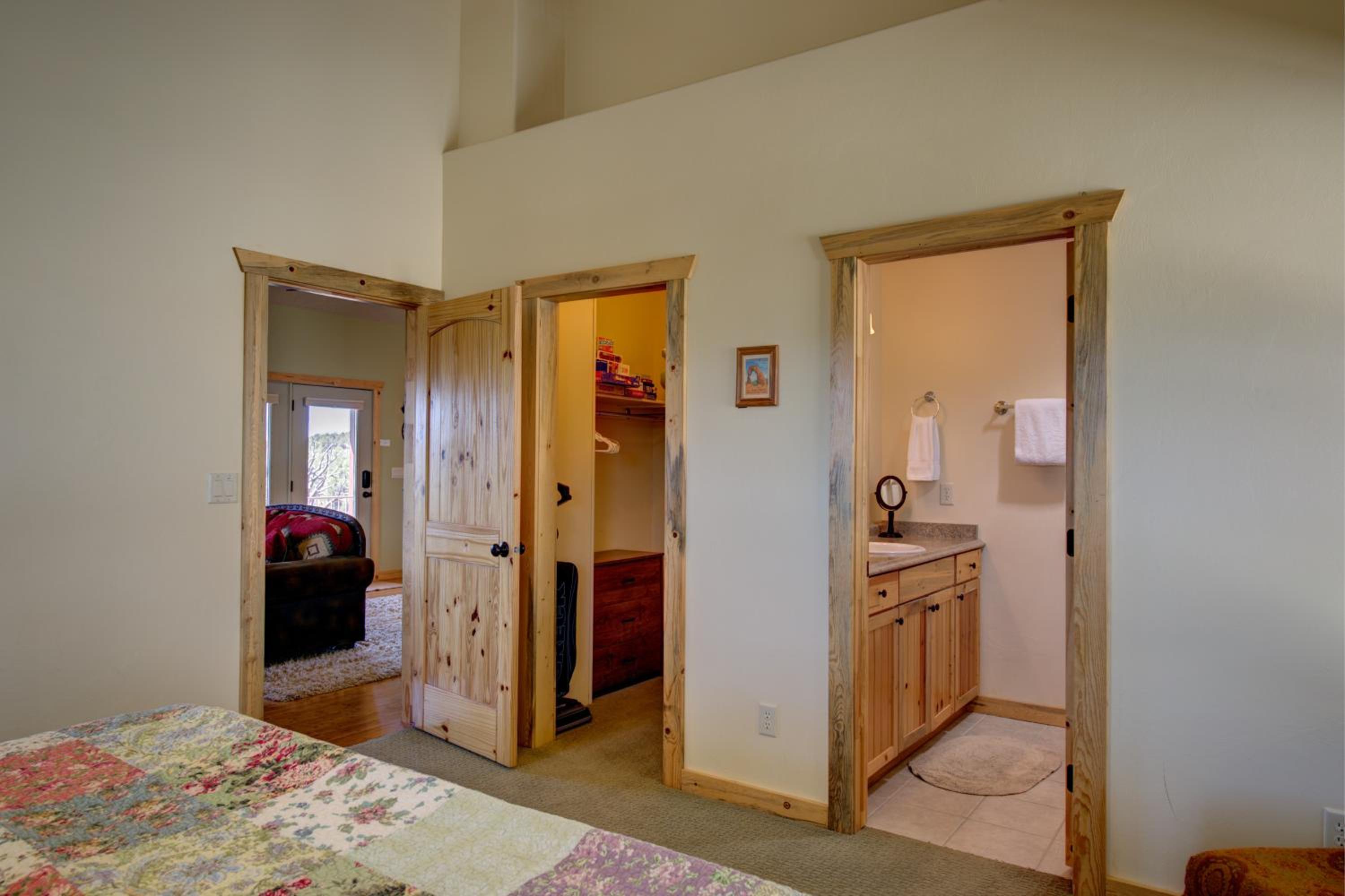 Ridgetop Hideaway
