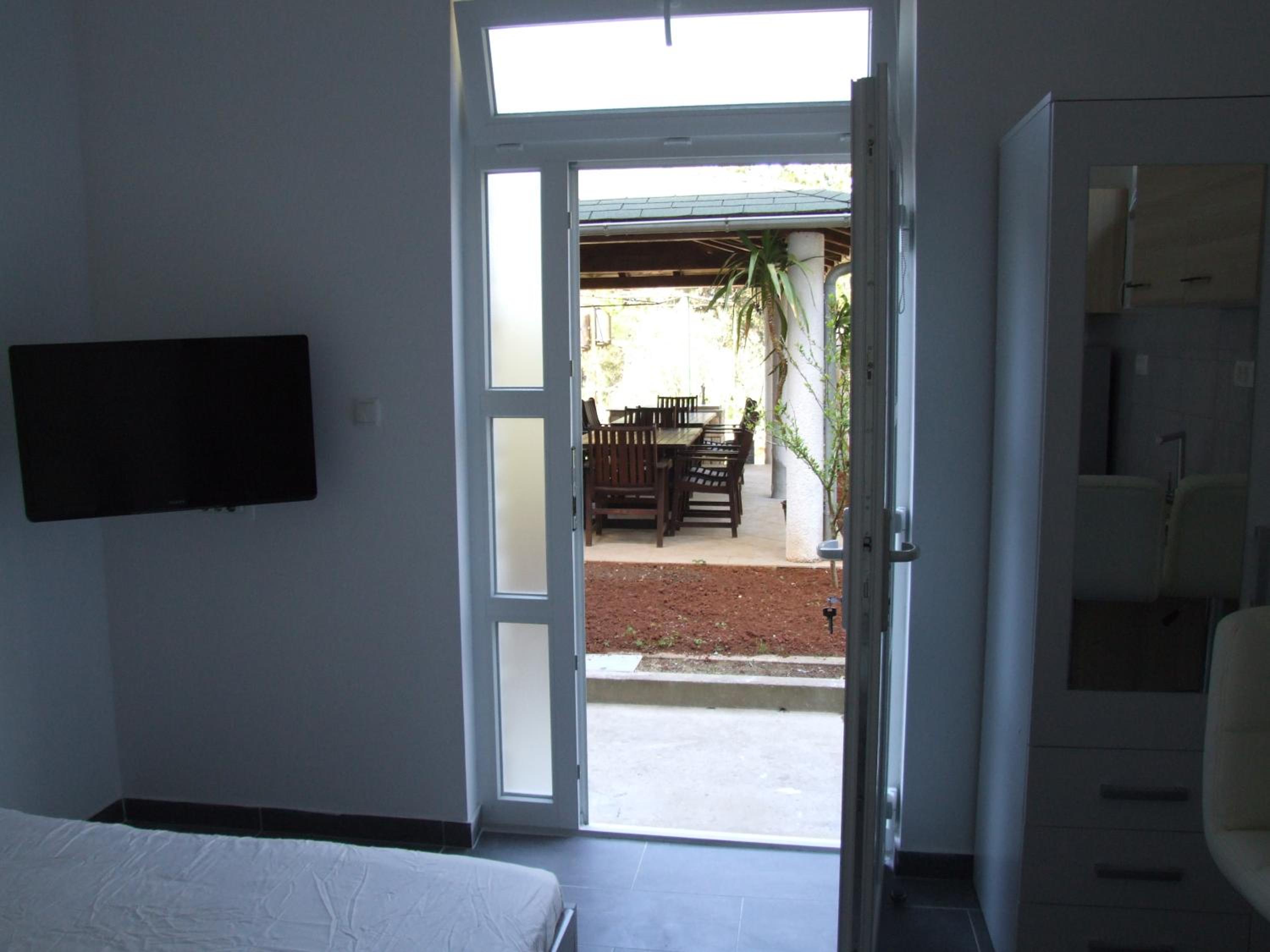 Photo 48