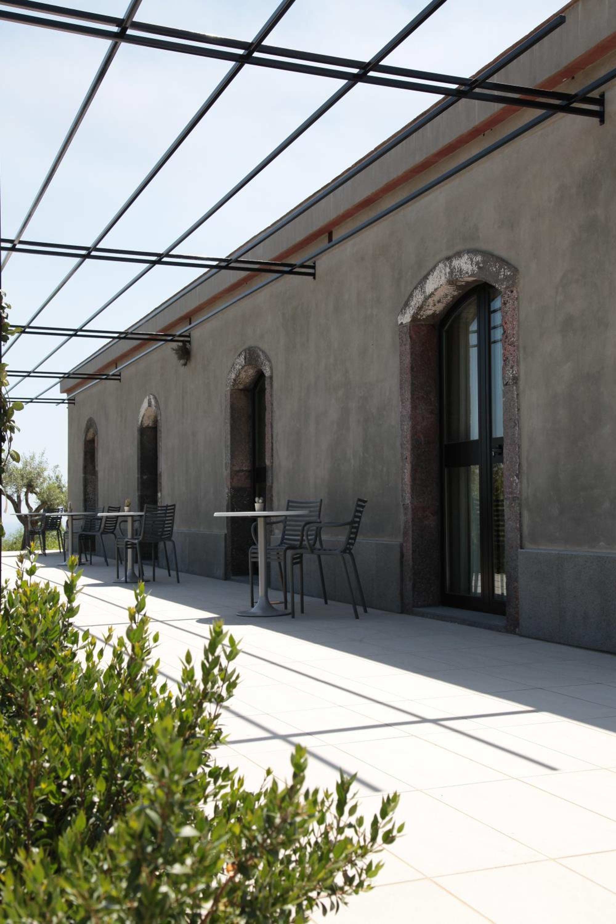 Talè Restaurant & Suite