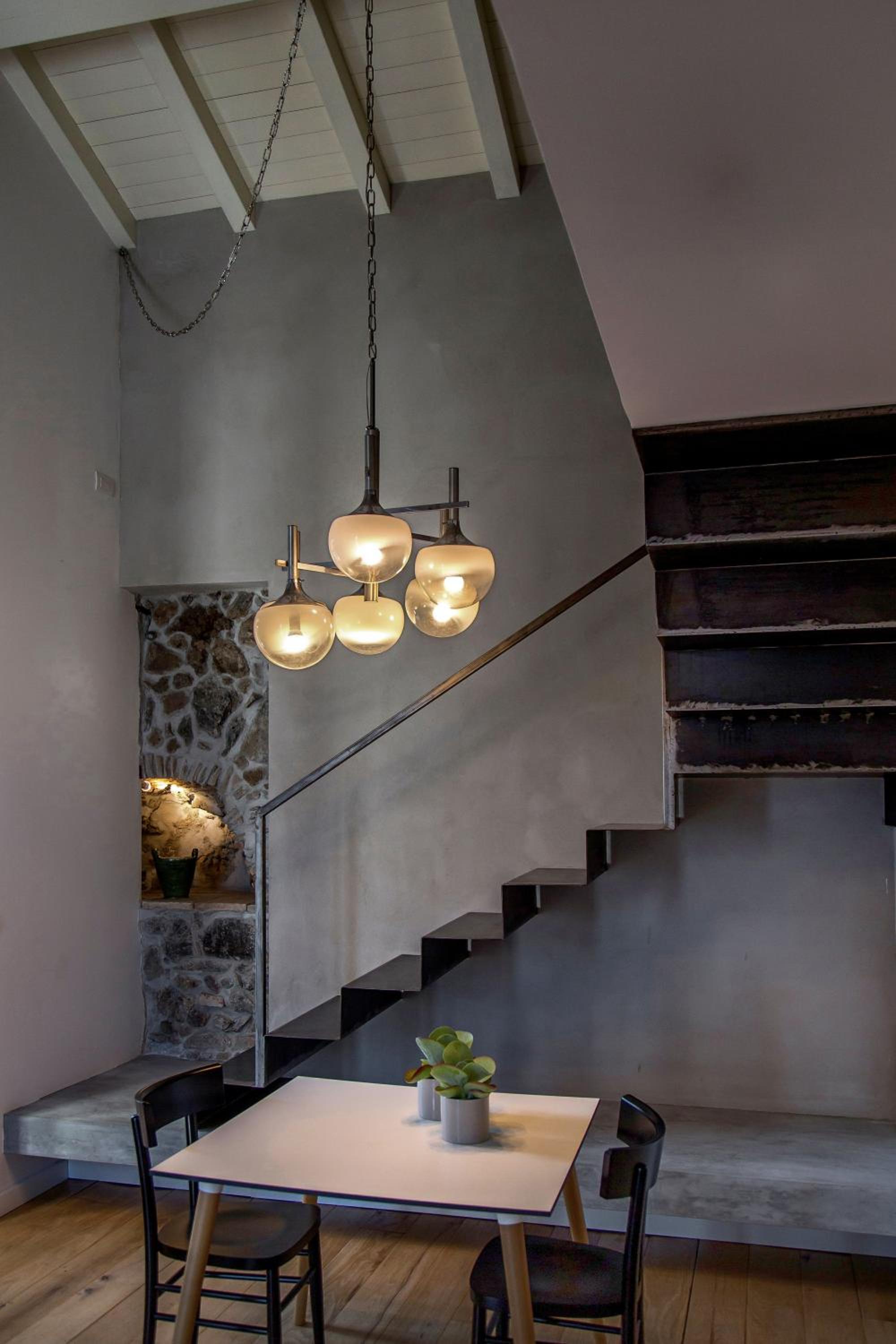 Talè Restaurant & Suite