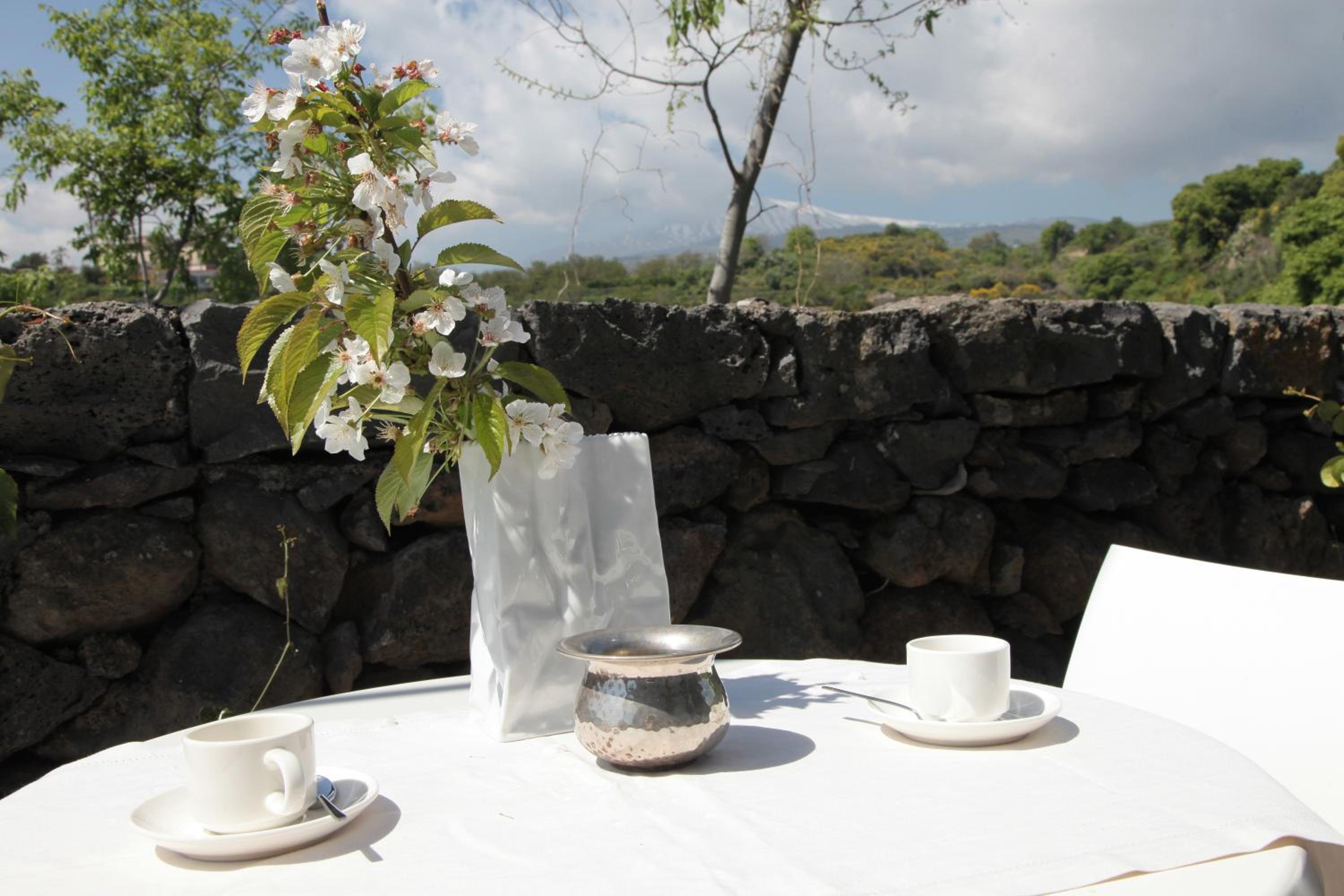 Talè Restaurant & Suite