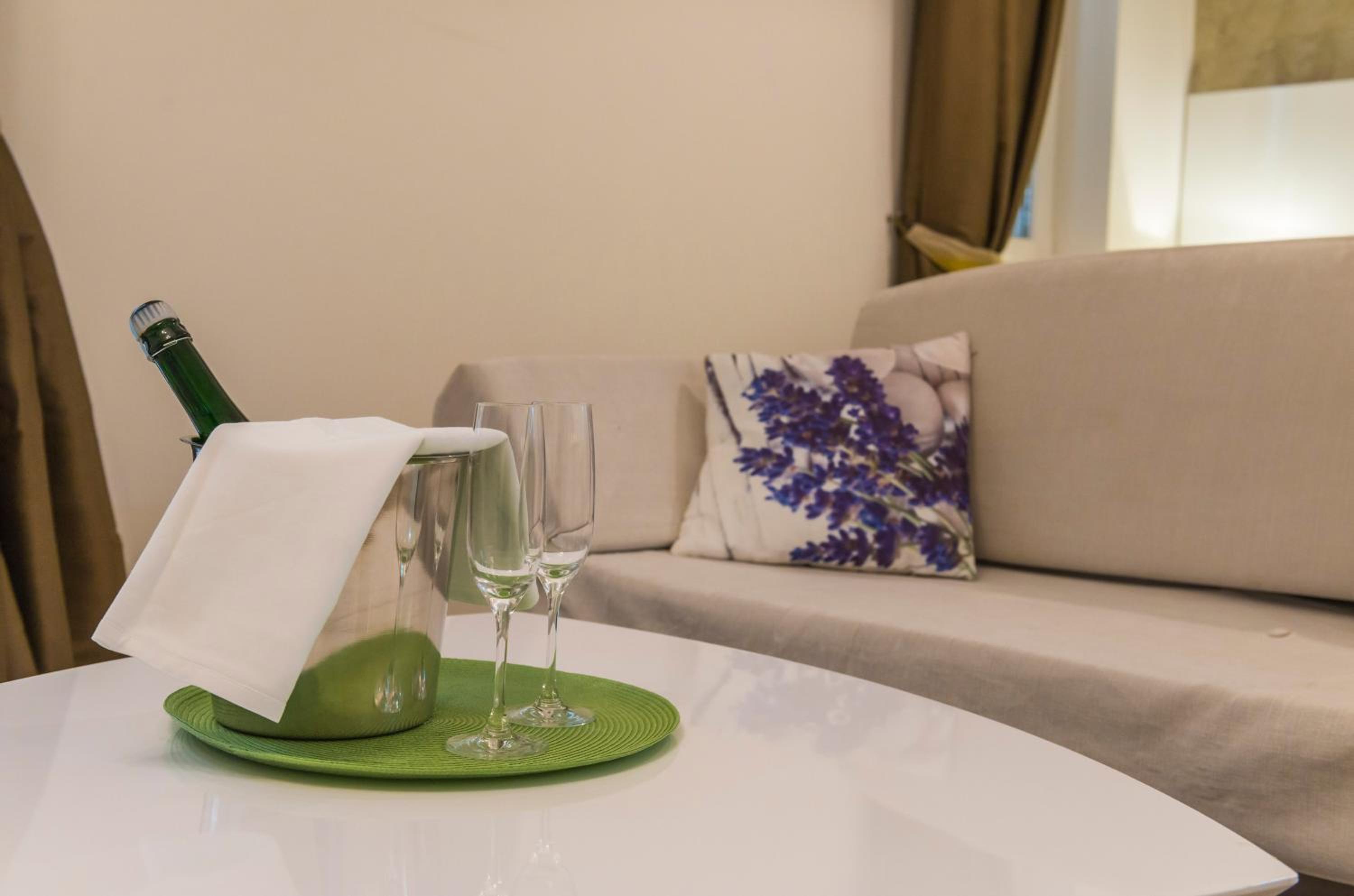 Pine Tree Boutique Apartments