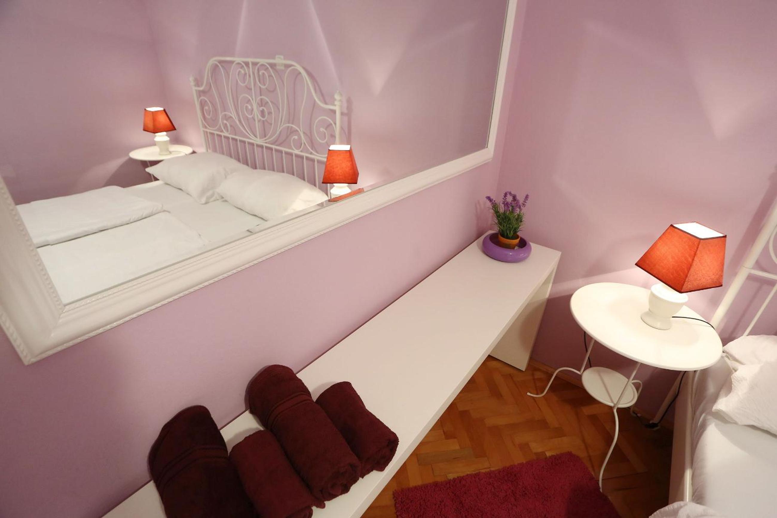 Viola Apartment