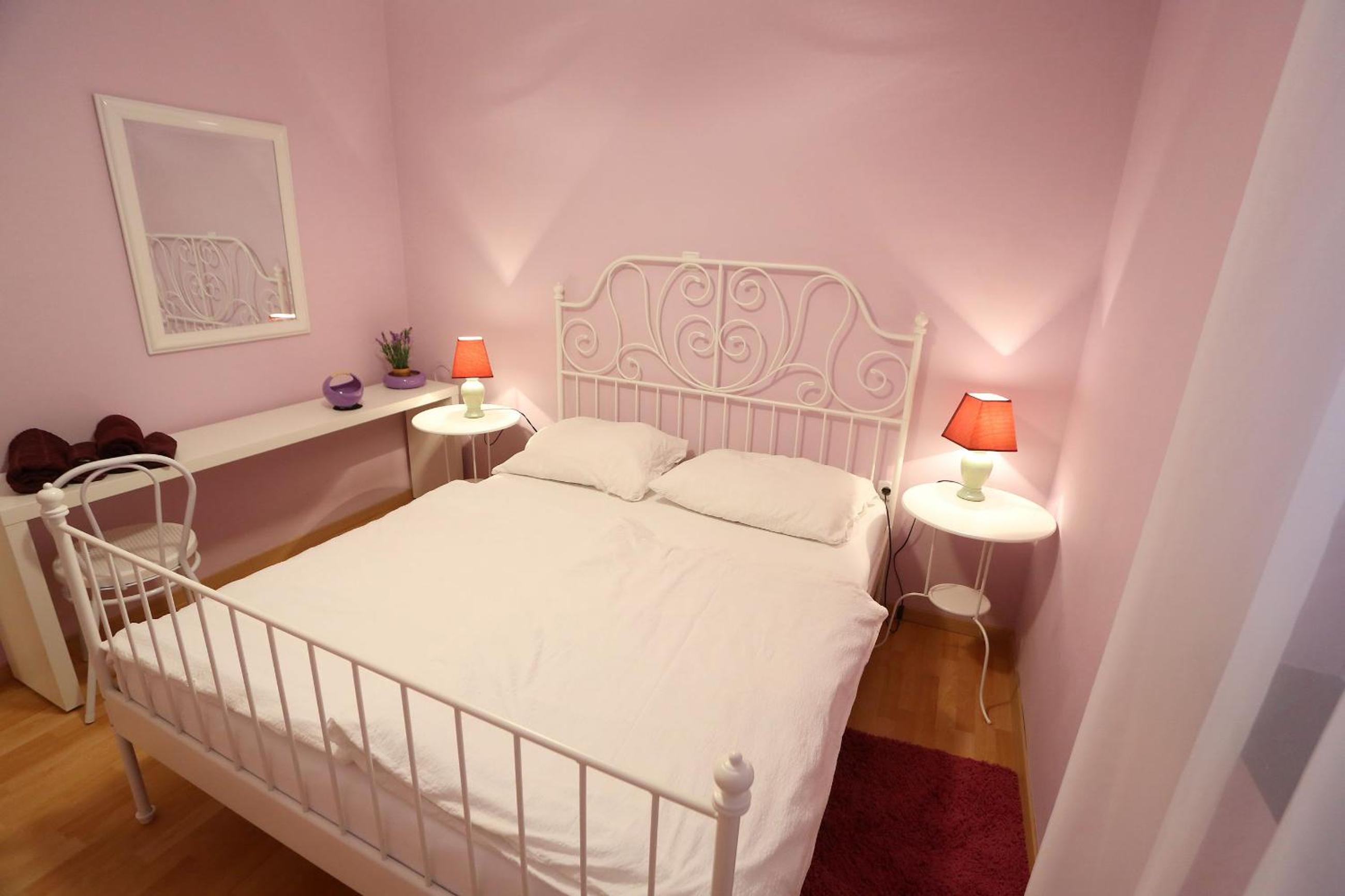 Viola Apartment