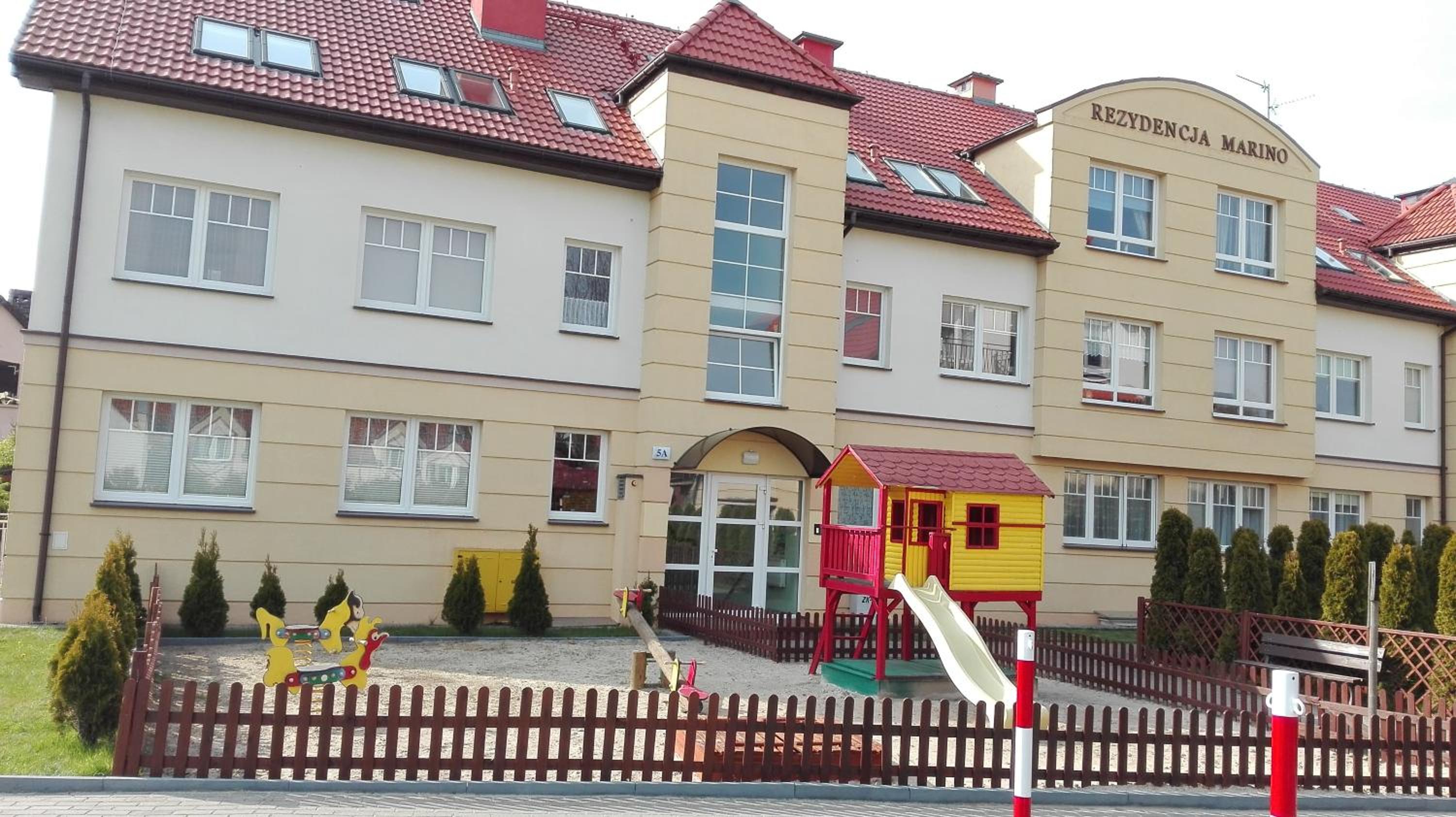 Apartament Monika Rewal z widokiem na morze