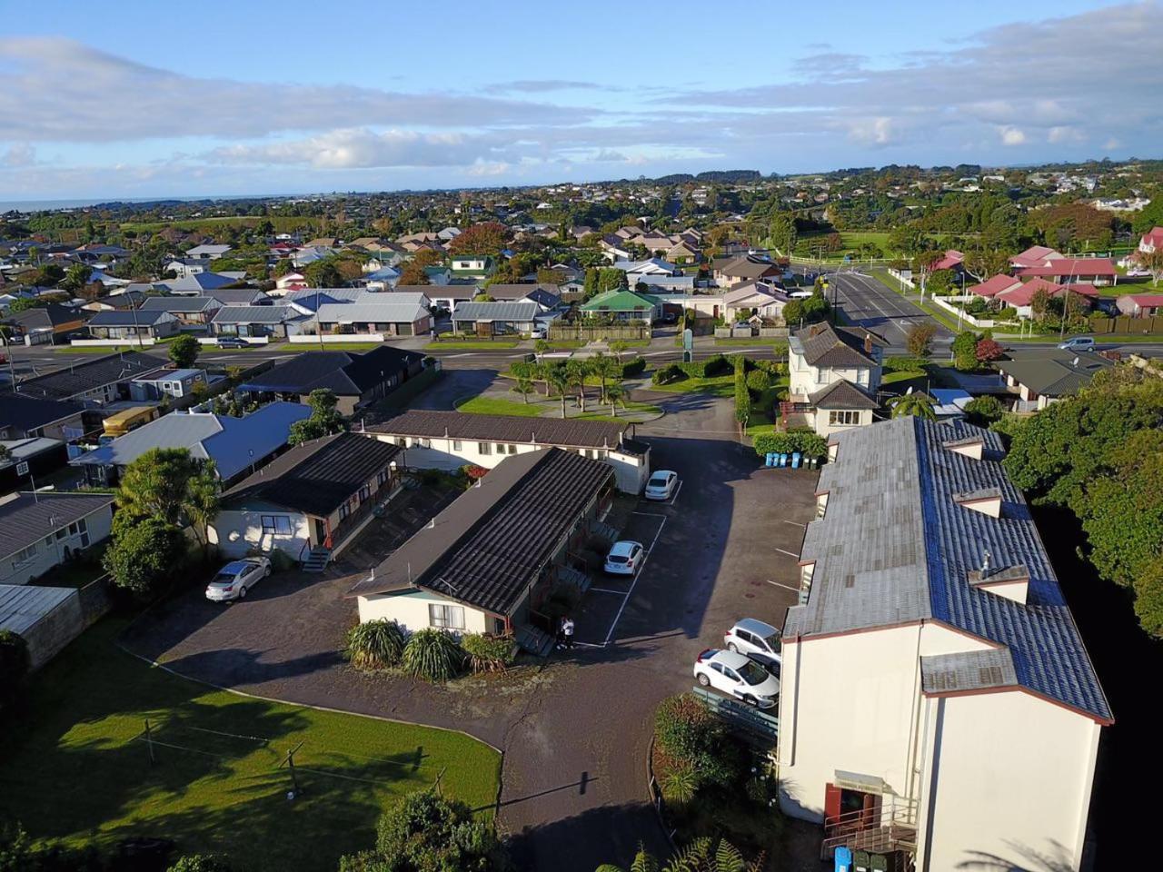 Coronation Court Motel view 2