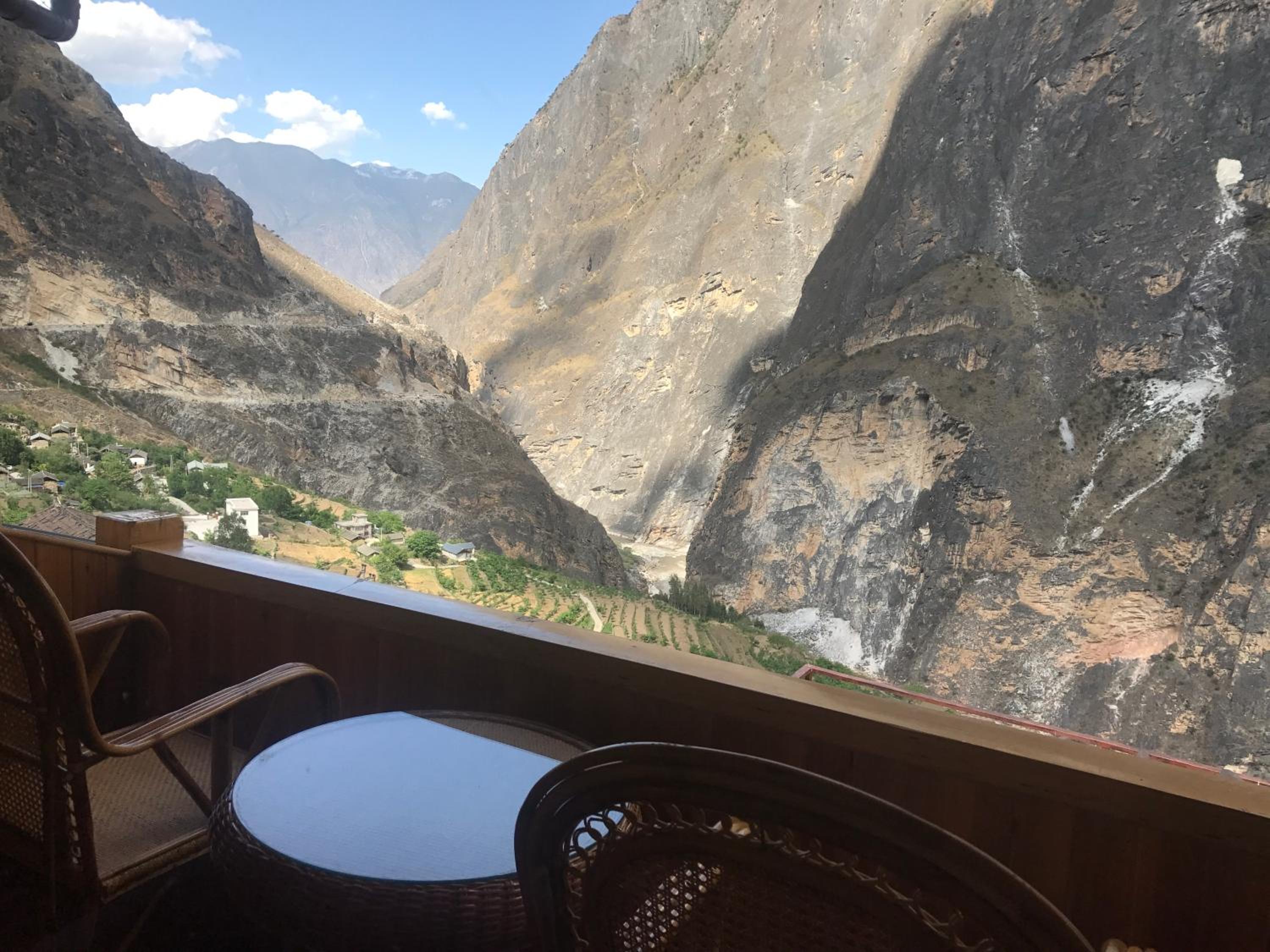 TIBET Guest house 虎跳峡卓玛客栈