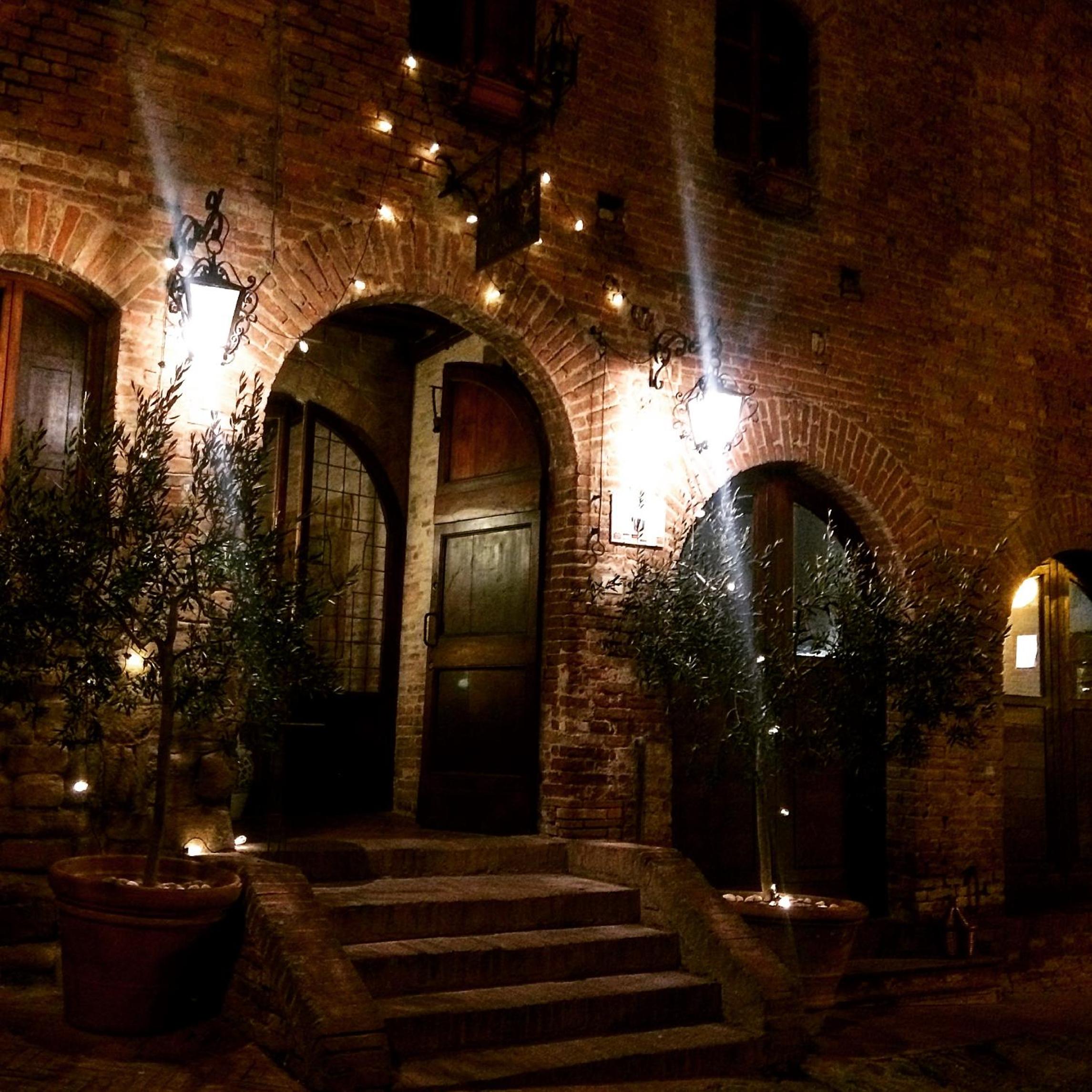 Hotel Osteria Del Vicario - Image 1