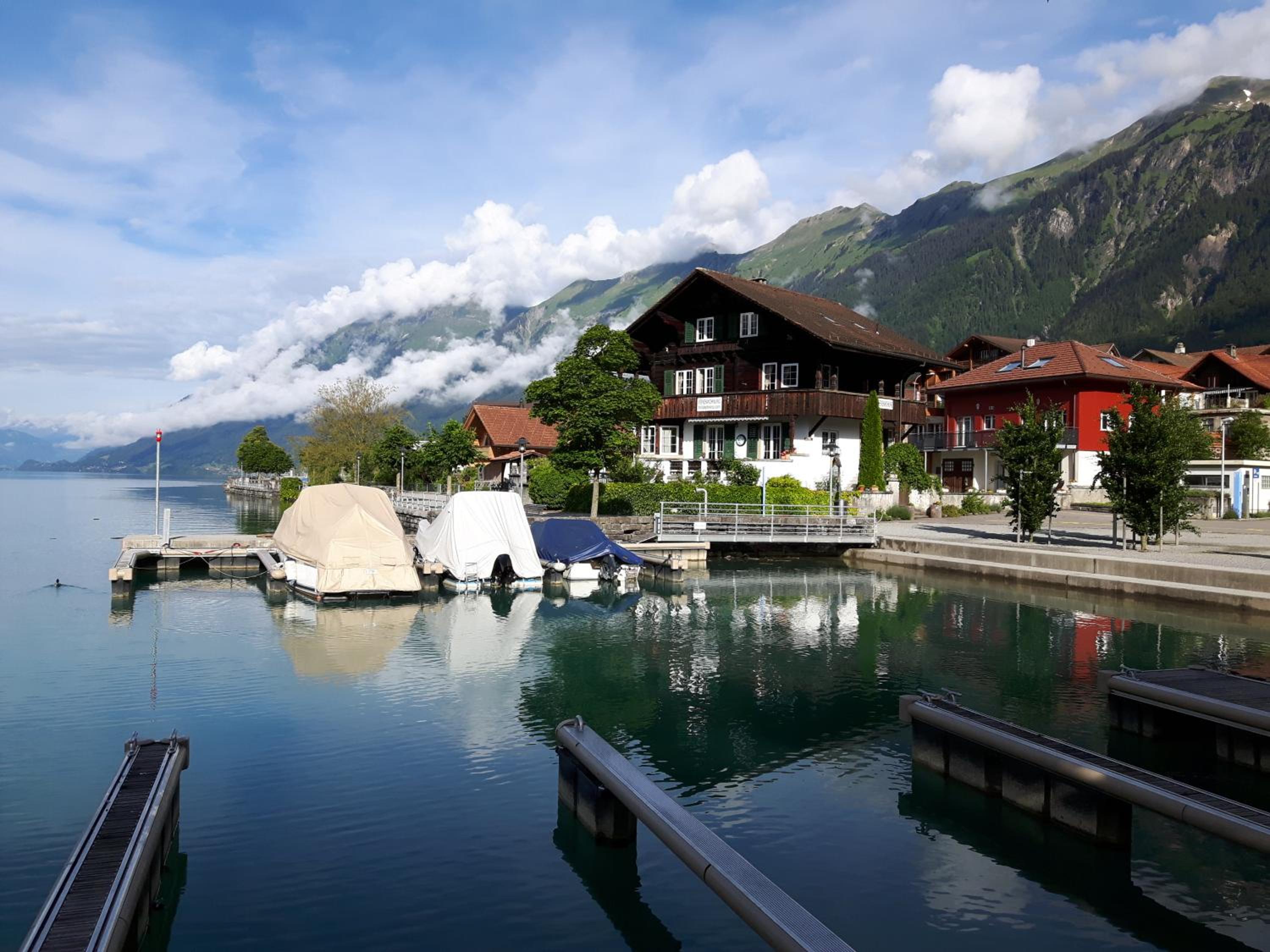 Romantic Lake & Mountain apartment Pure Swissness