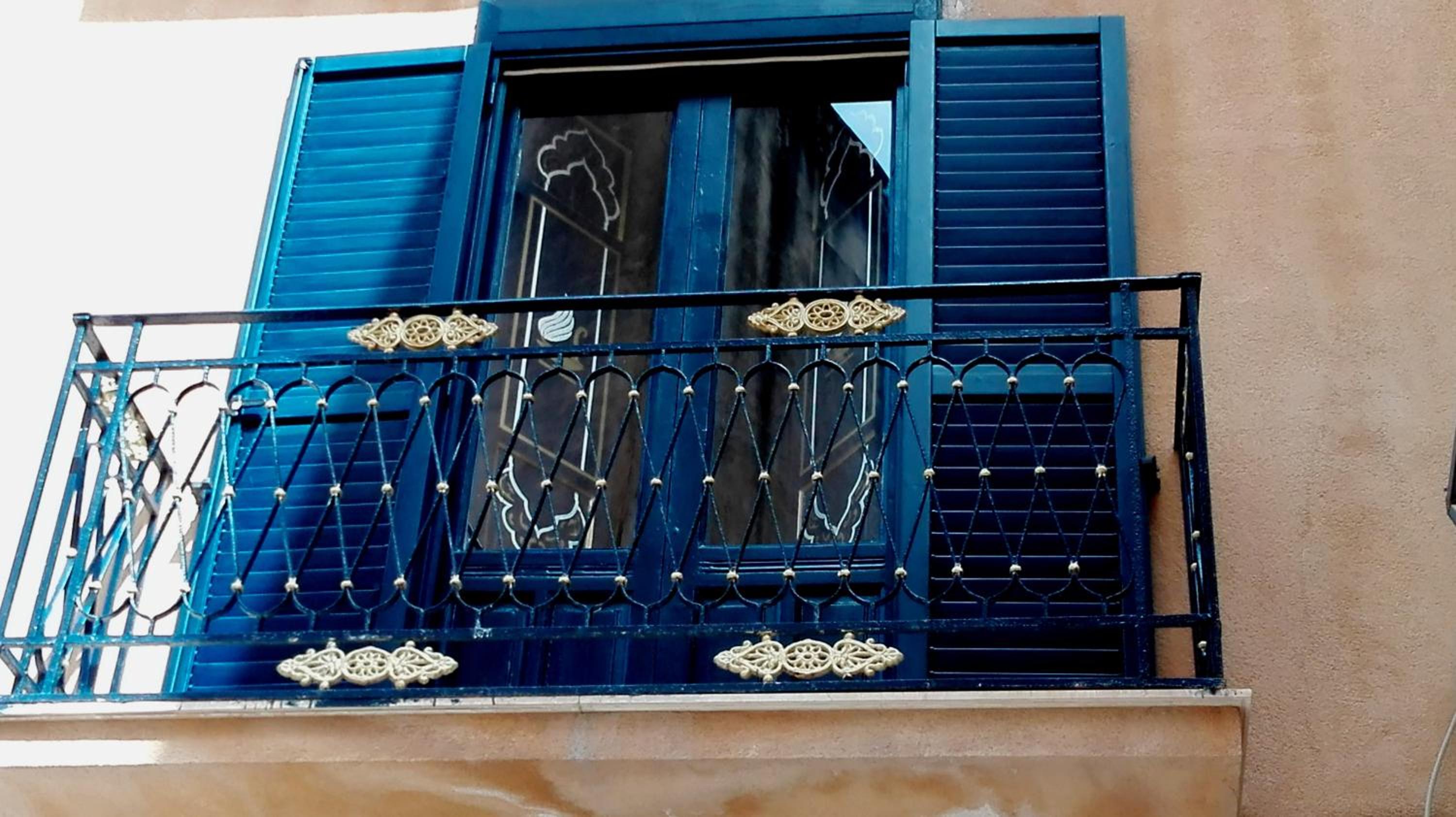Mirabilia Arab House