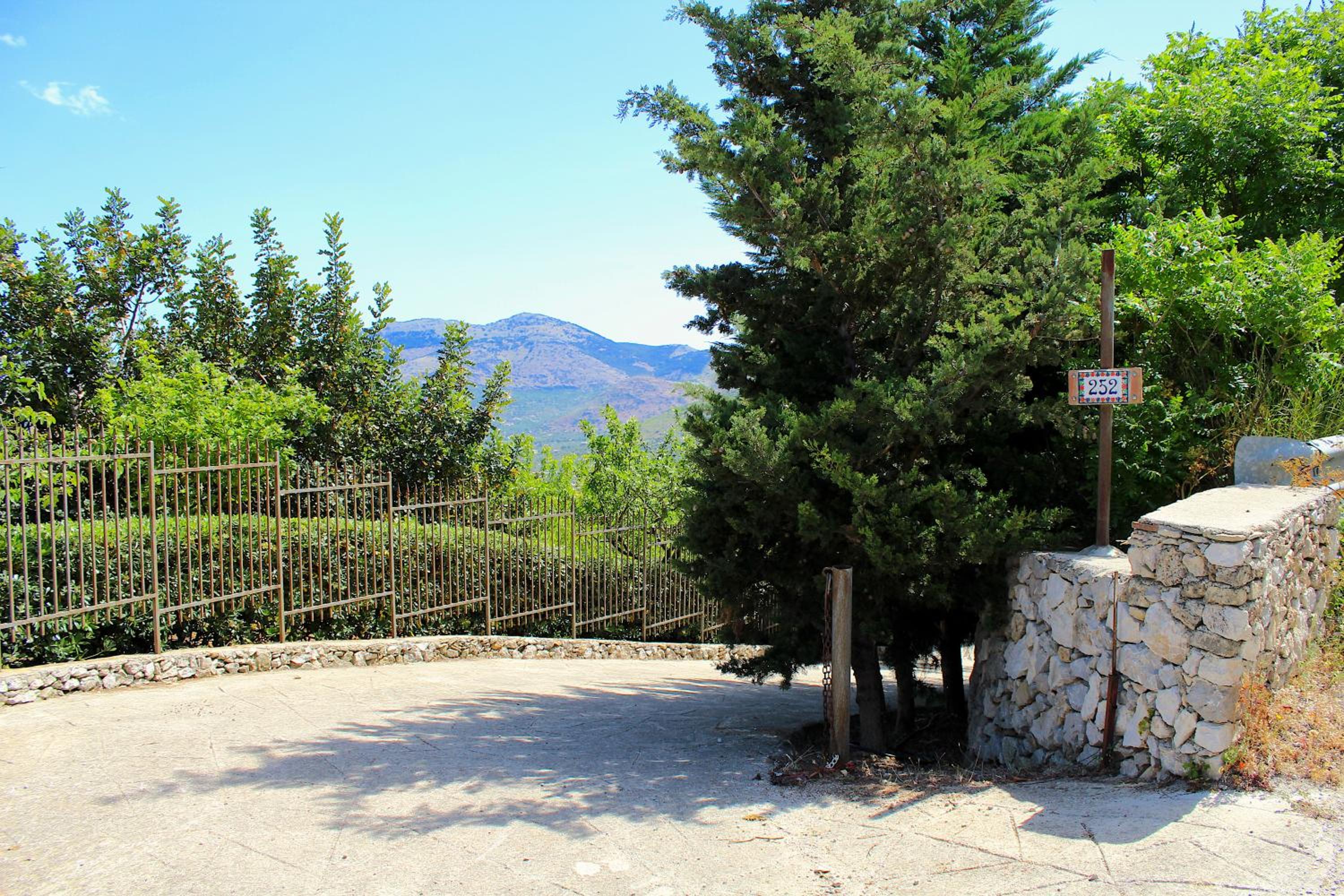 Photo 44