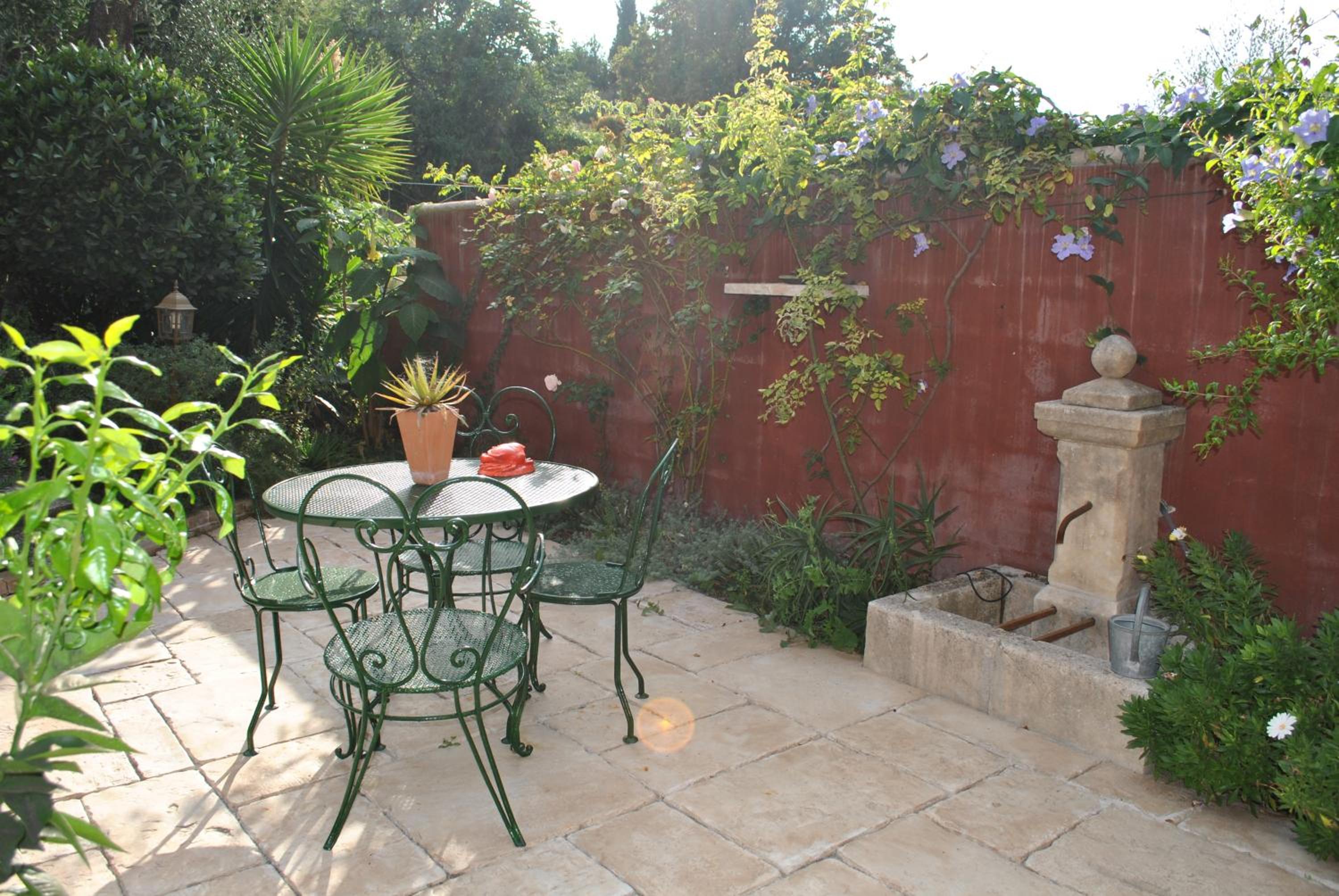 Photo 44