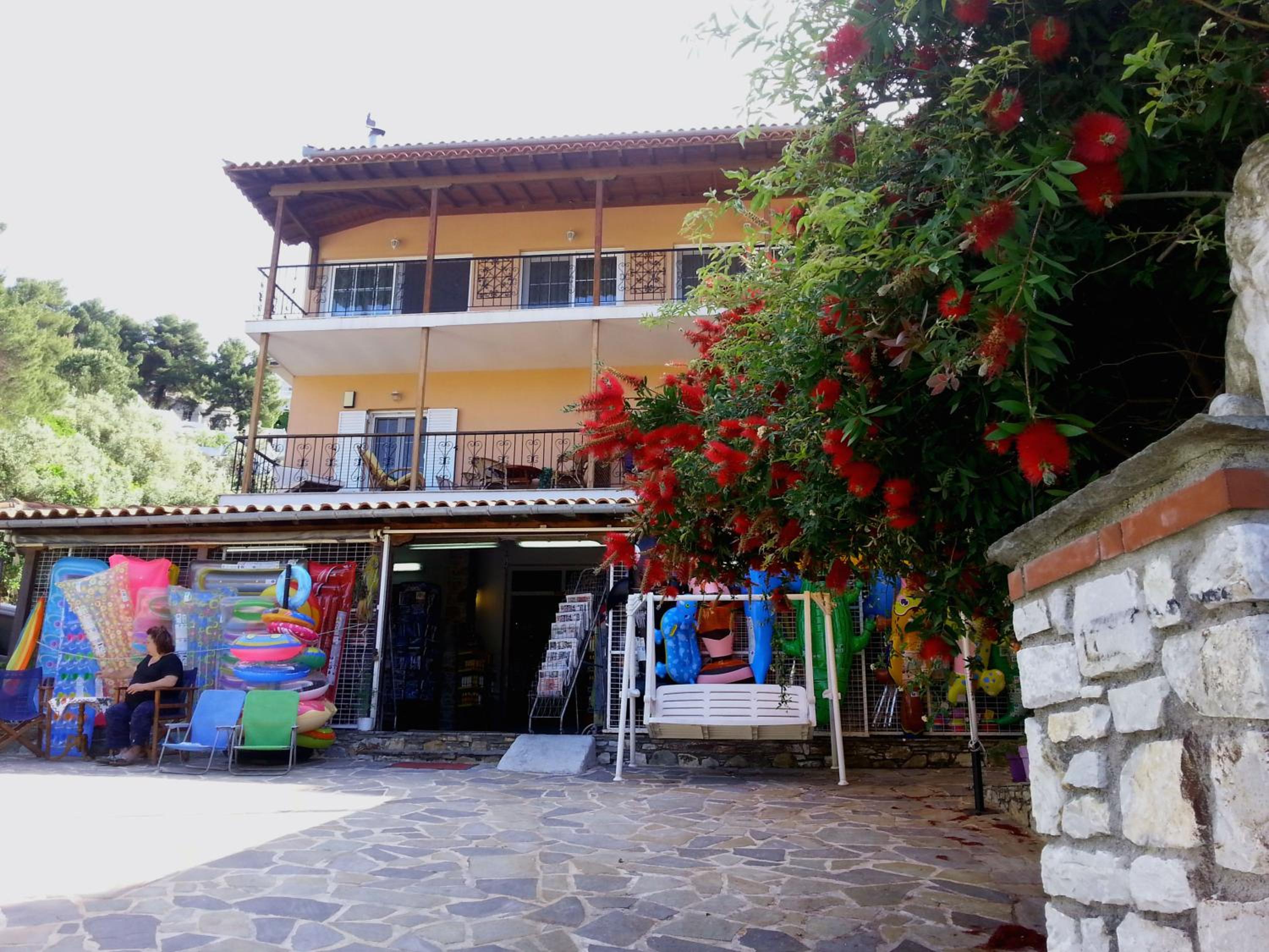 Tzaneria Apartments Skiathos