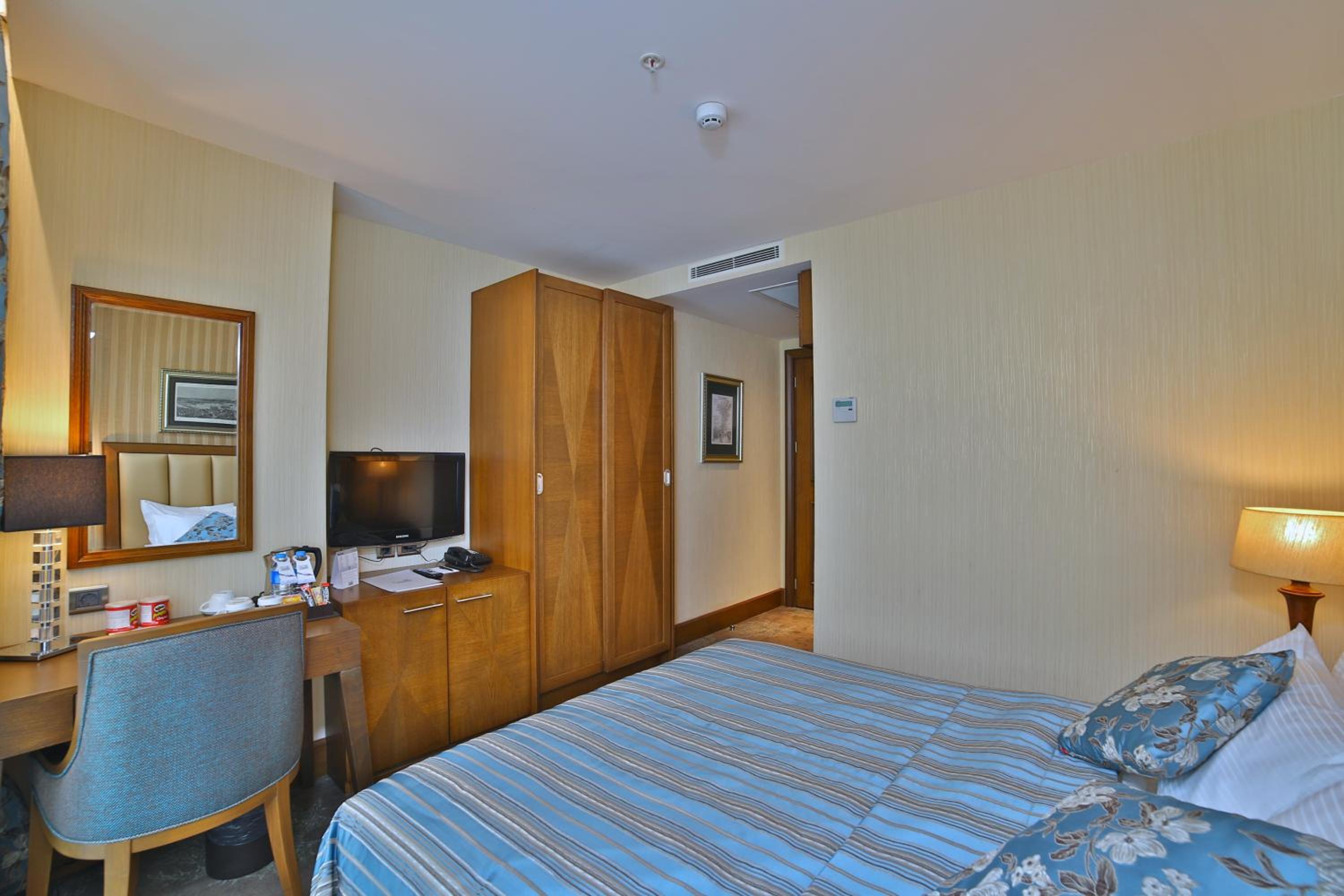 Adelmar Otel İstanbul Şişli - Image 40