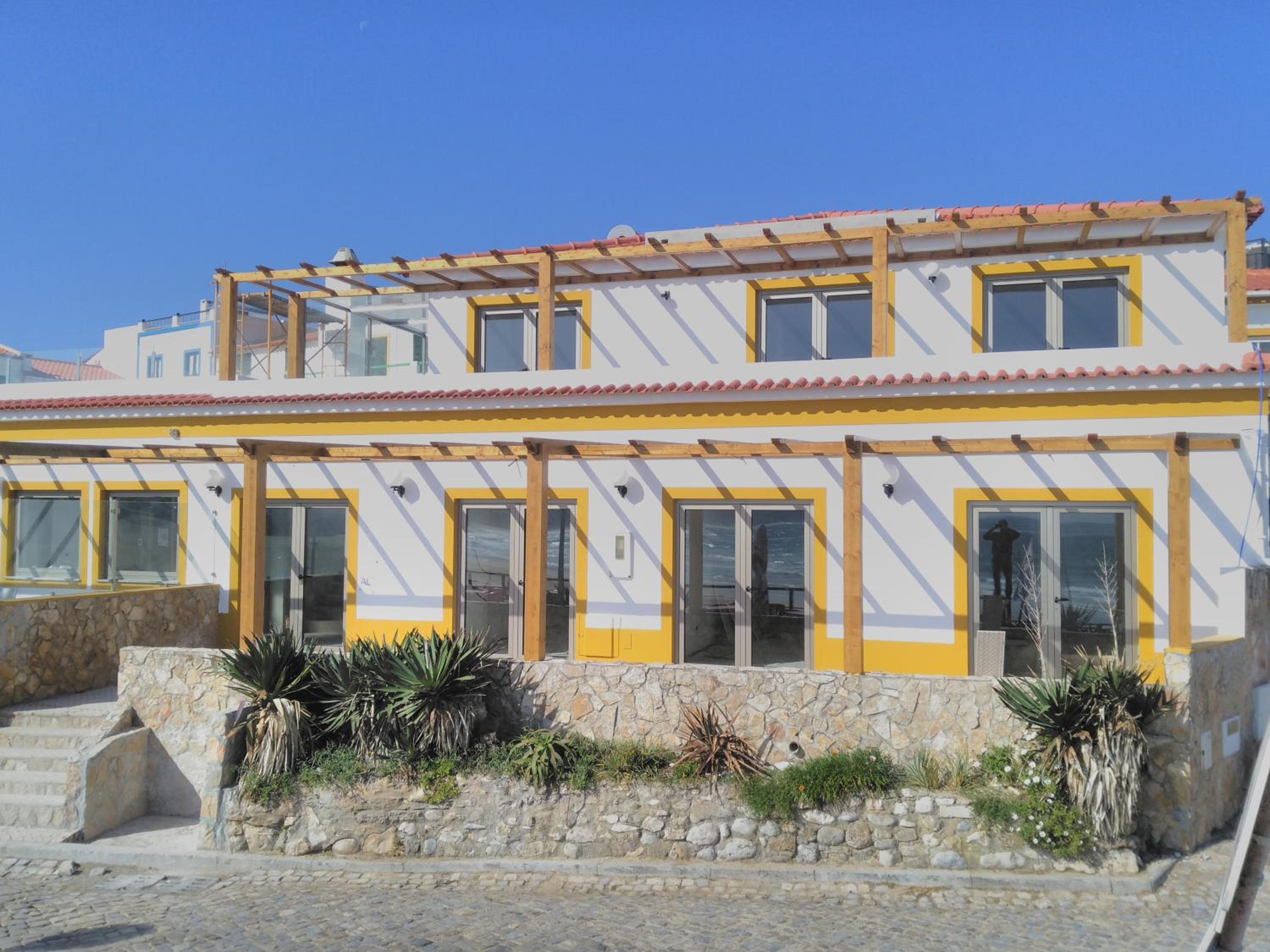 Hotel The Wave Baleal - Image 1