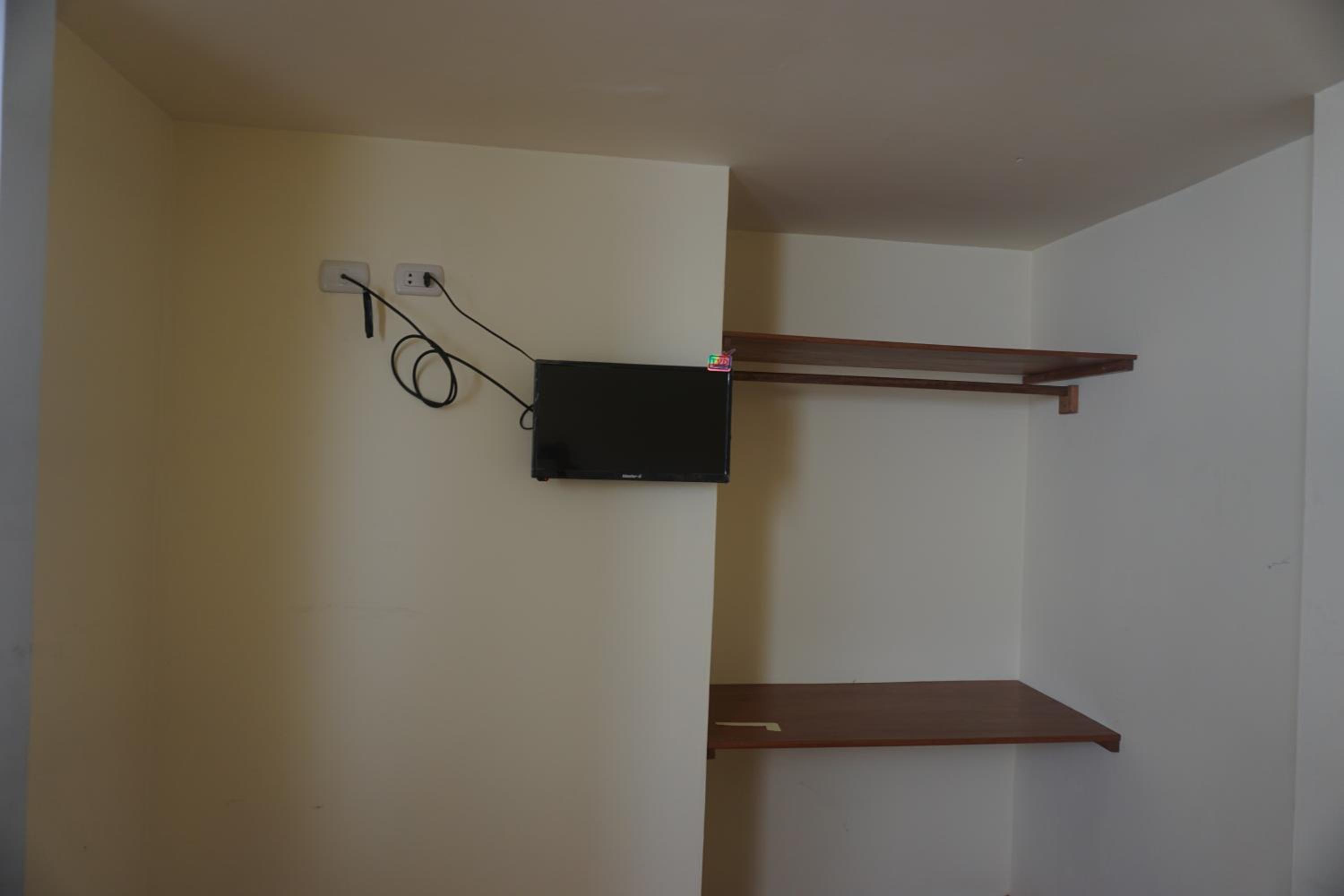 Photo 43
