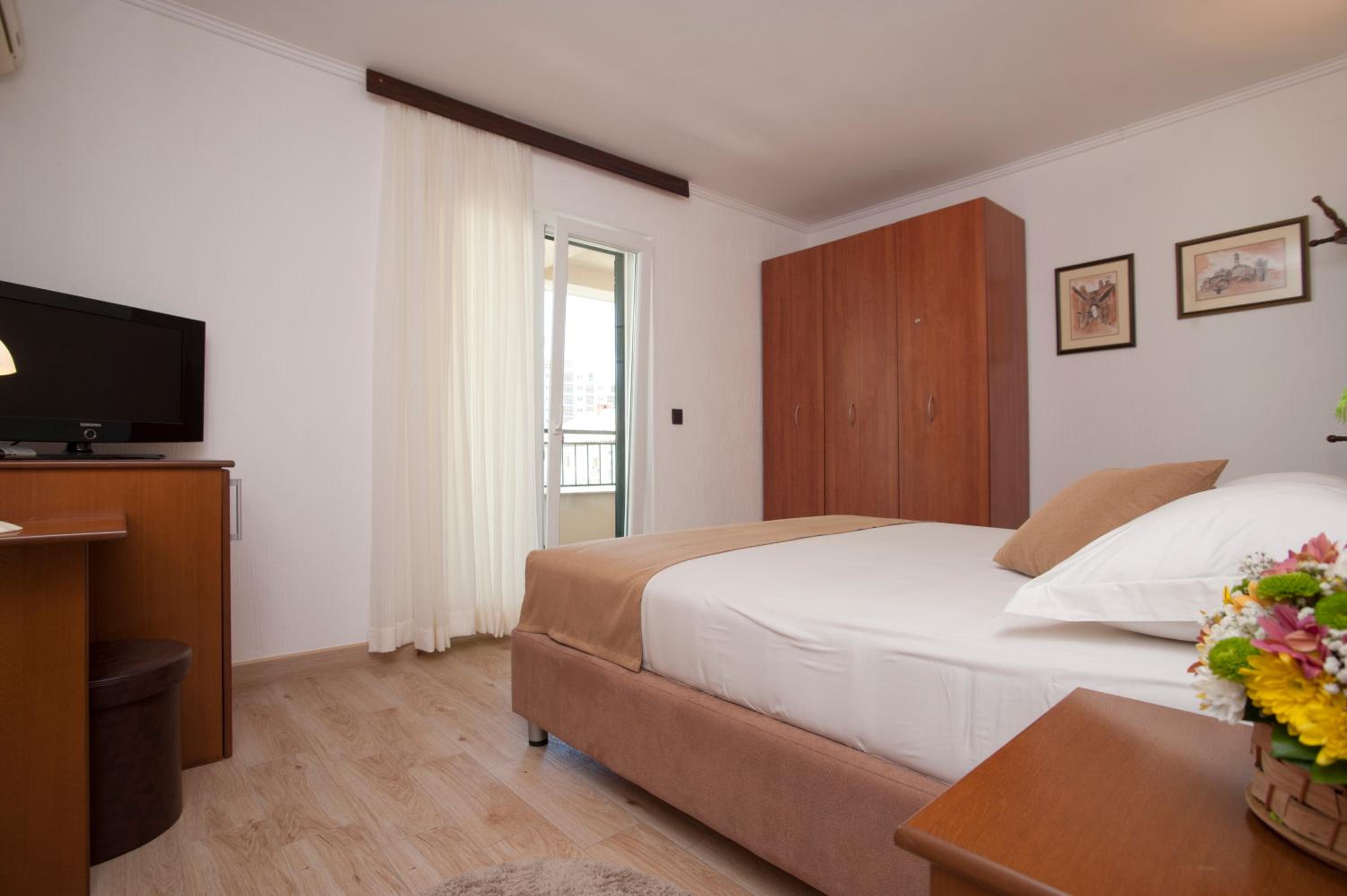 Guest House Medin