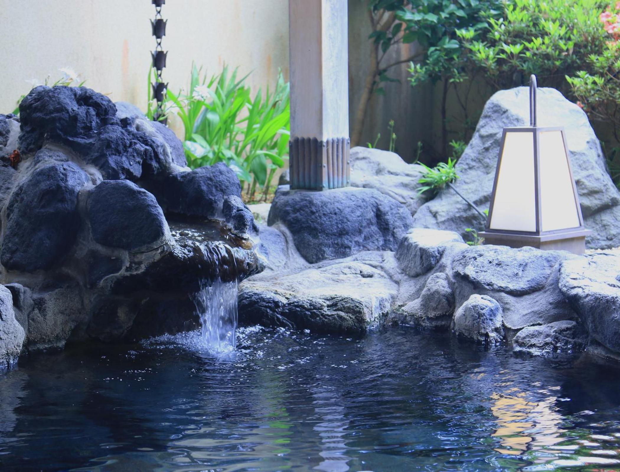 Kameya Ean