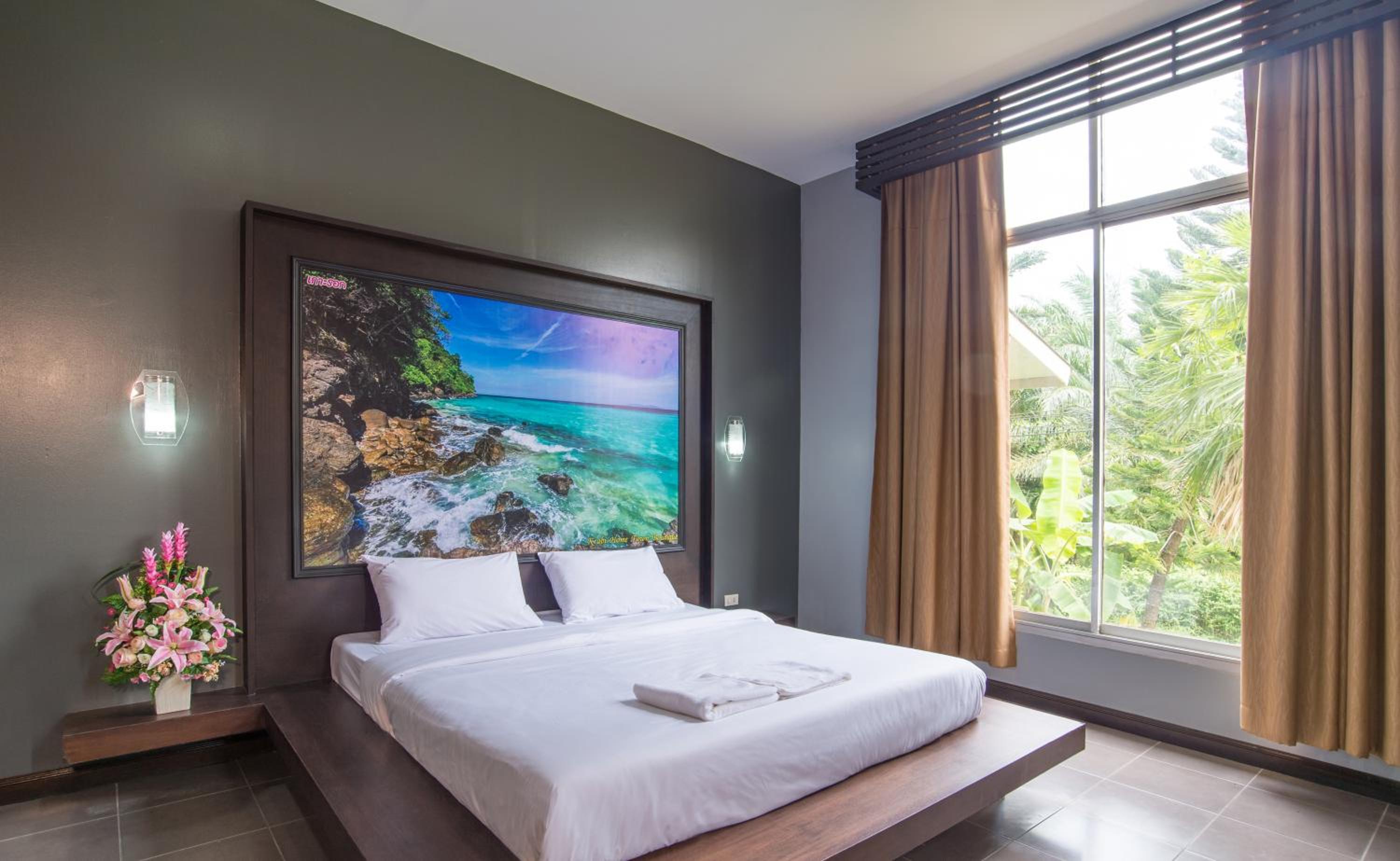 Krabi Home Town Boutique