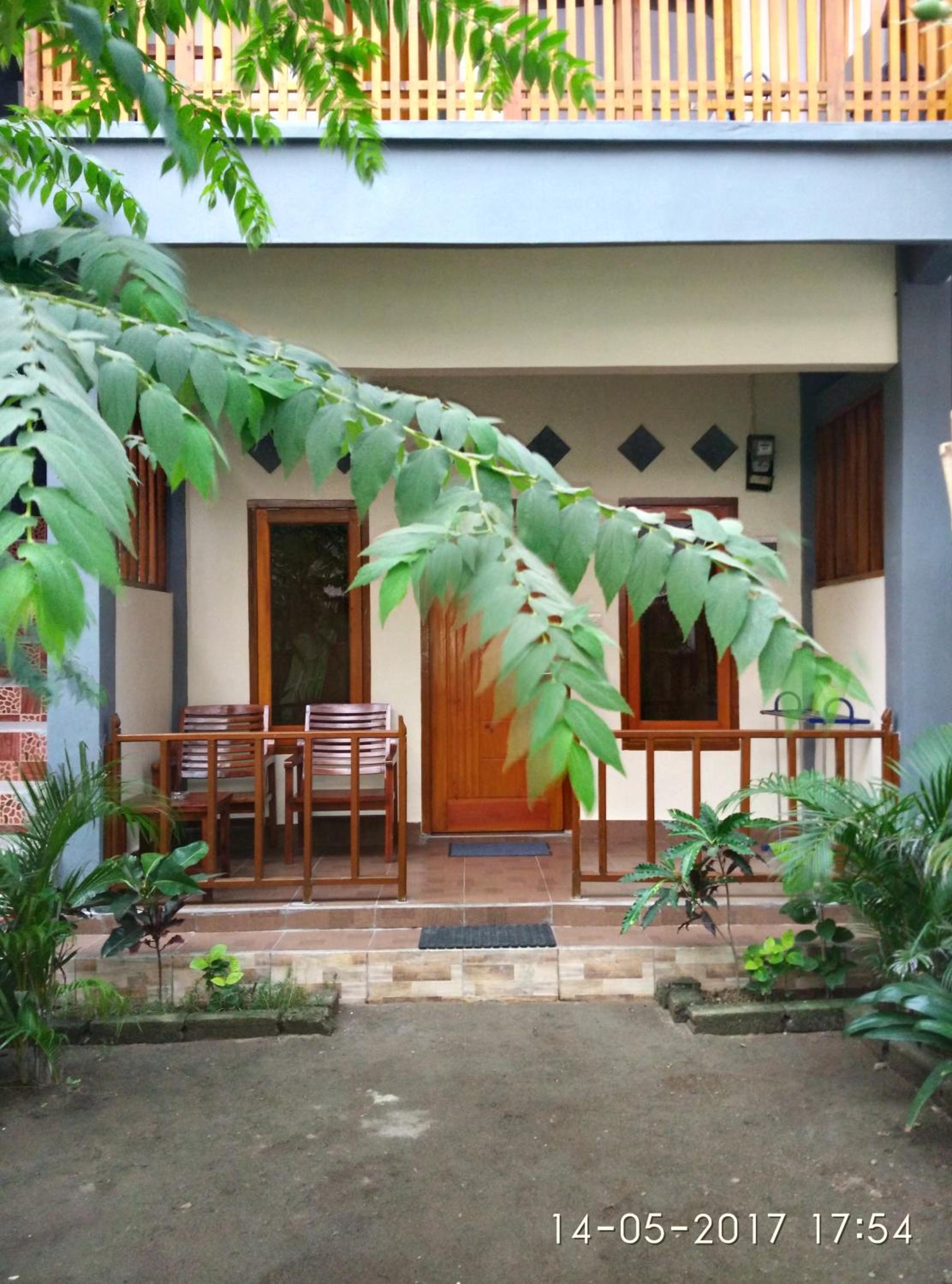 Chika House