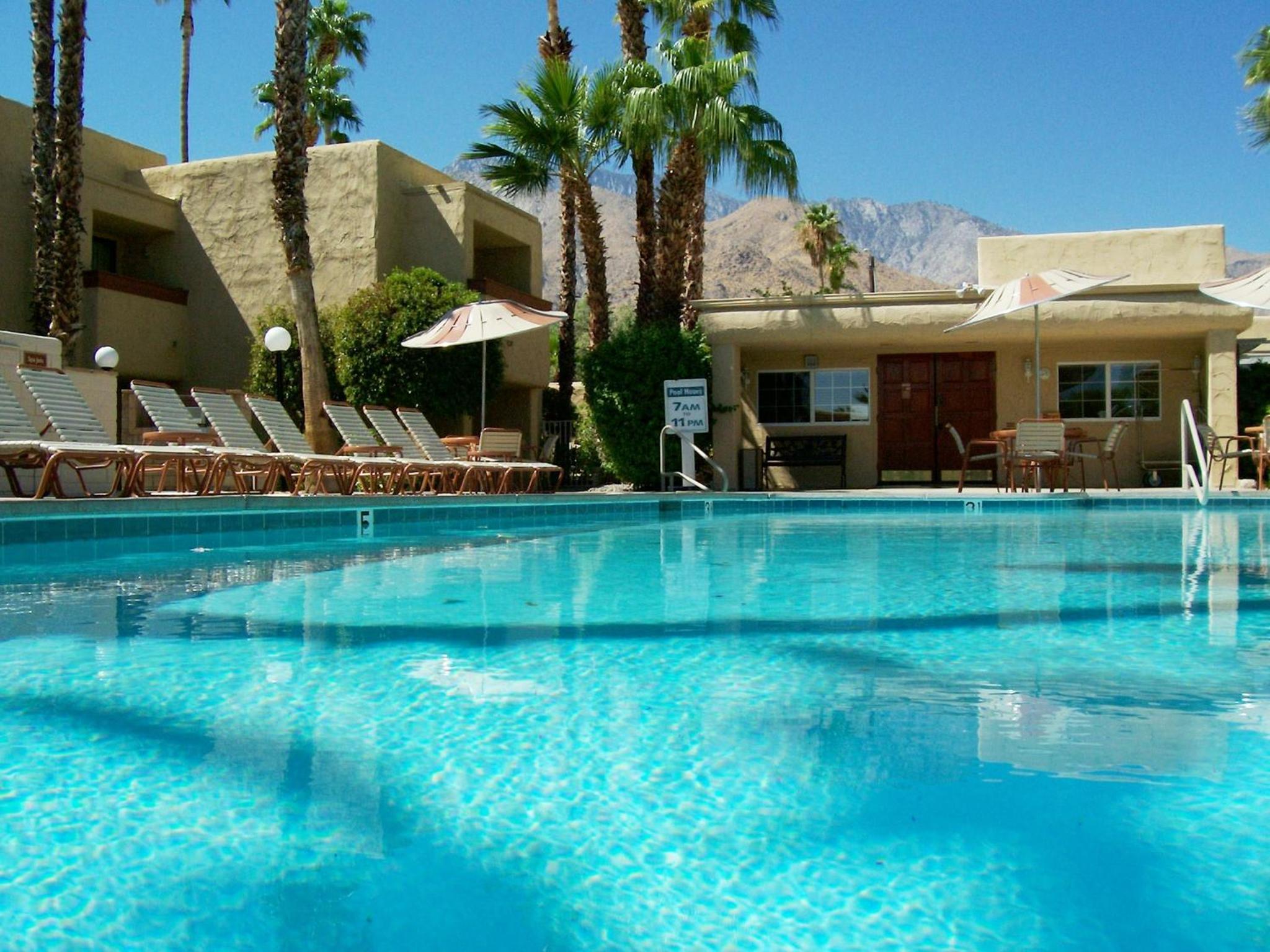 Desert Vacation Villas
