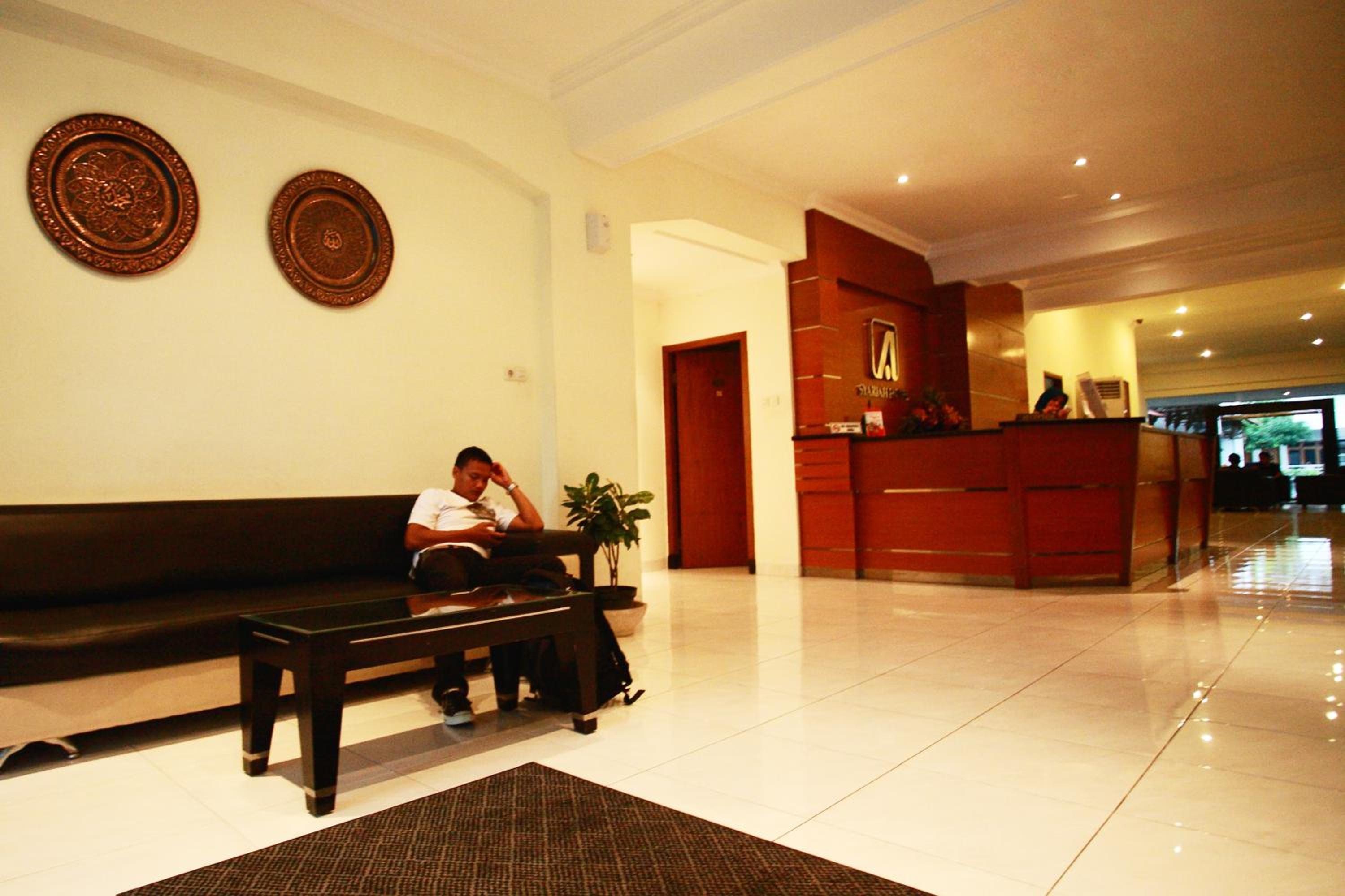 Syariah Arini Hotel, Solo - 22