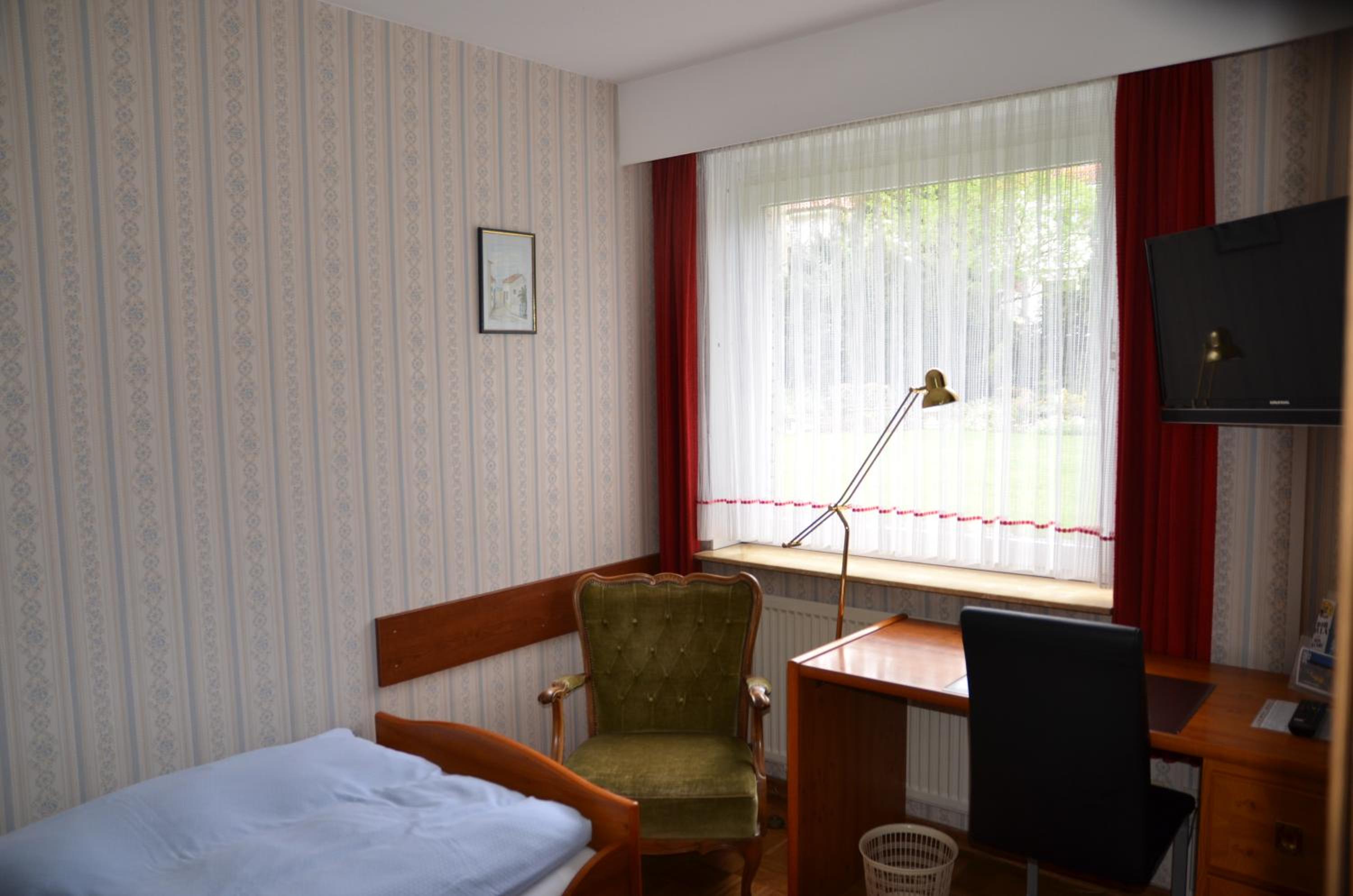 Hannover Vacations - Hotel Waldersee - Property Image 50