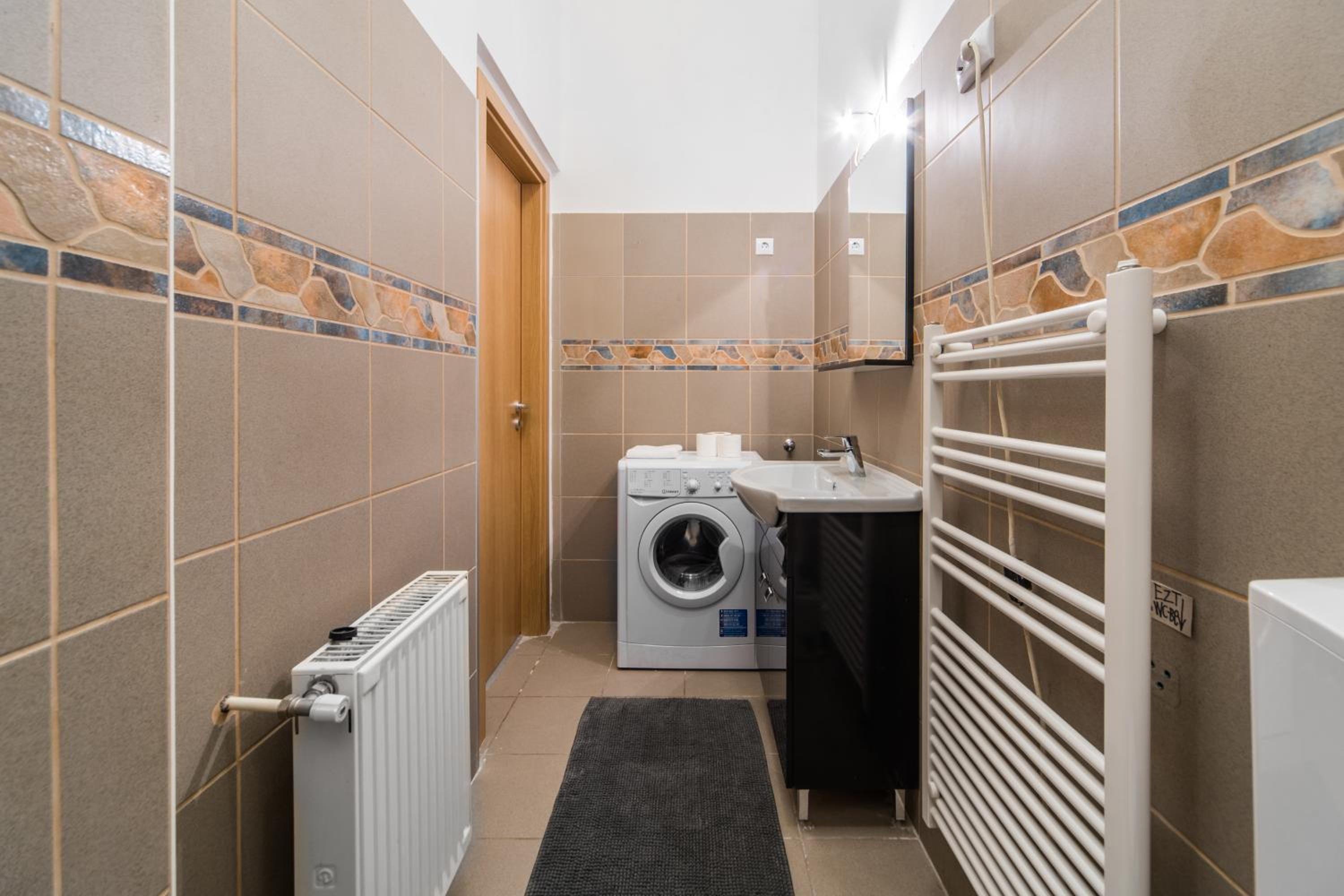 Anker Palace Apartment